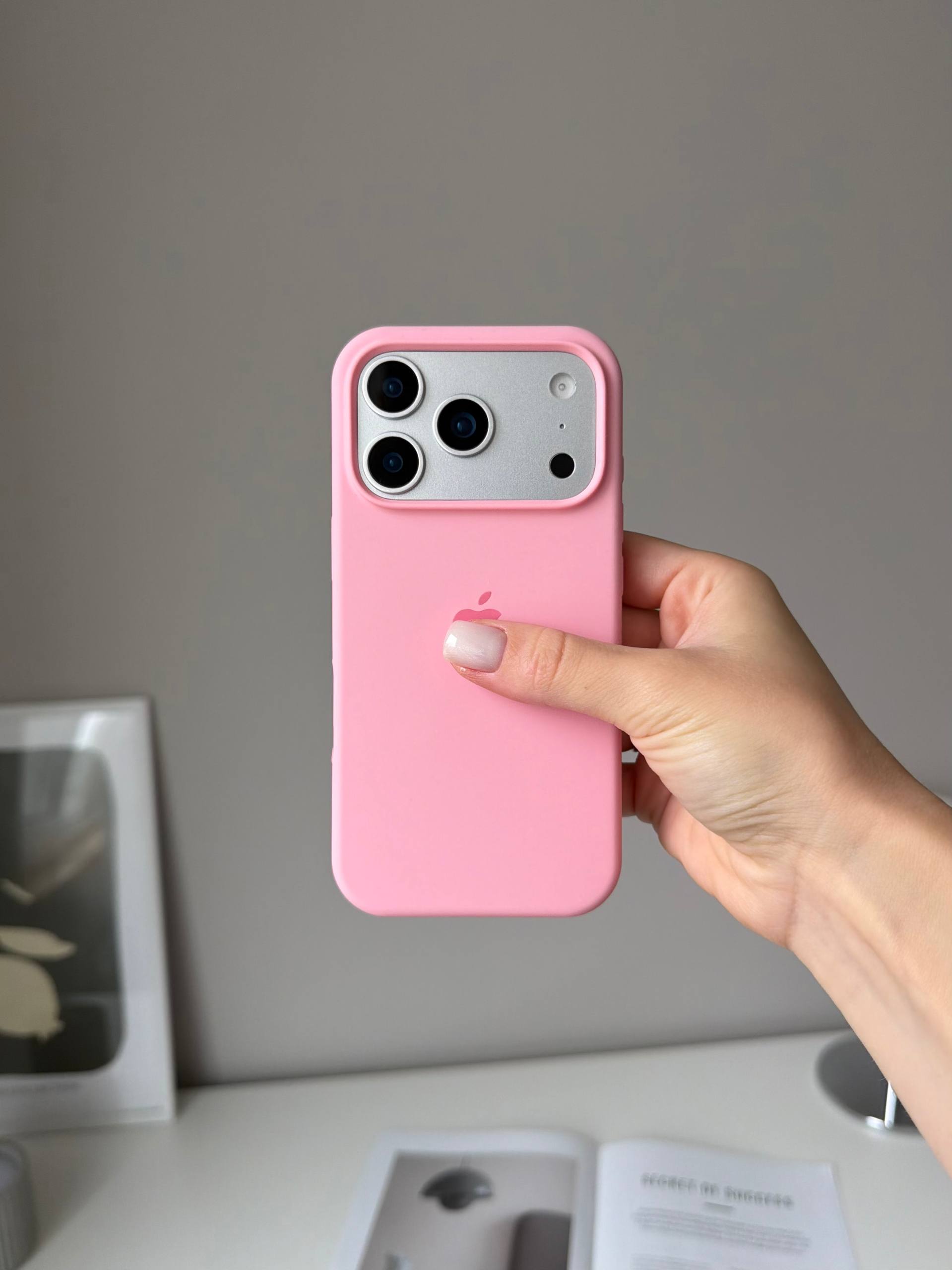 Чохол Silicone case з відкритою камерою на iPhone 18 Pro Max Baby Pink (06)