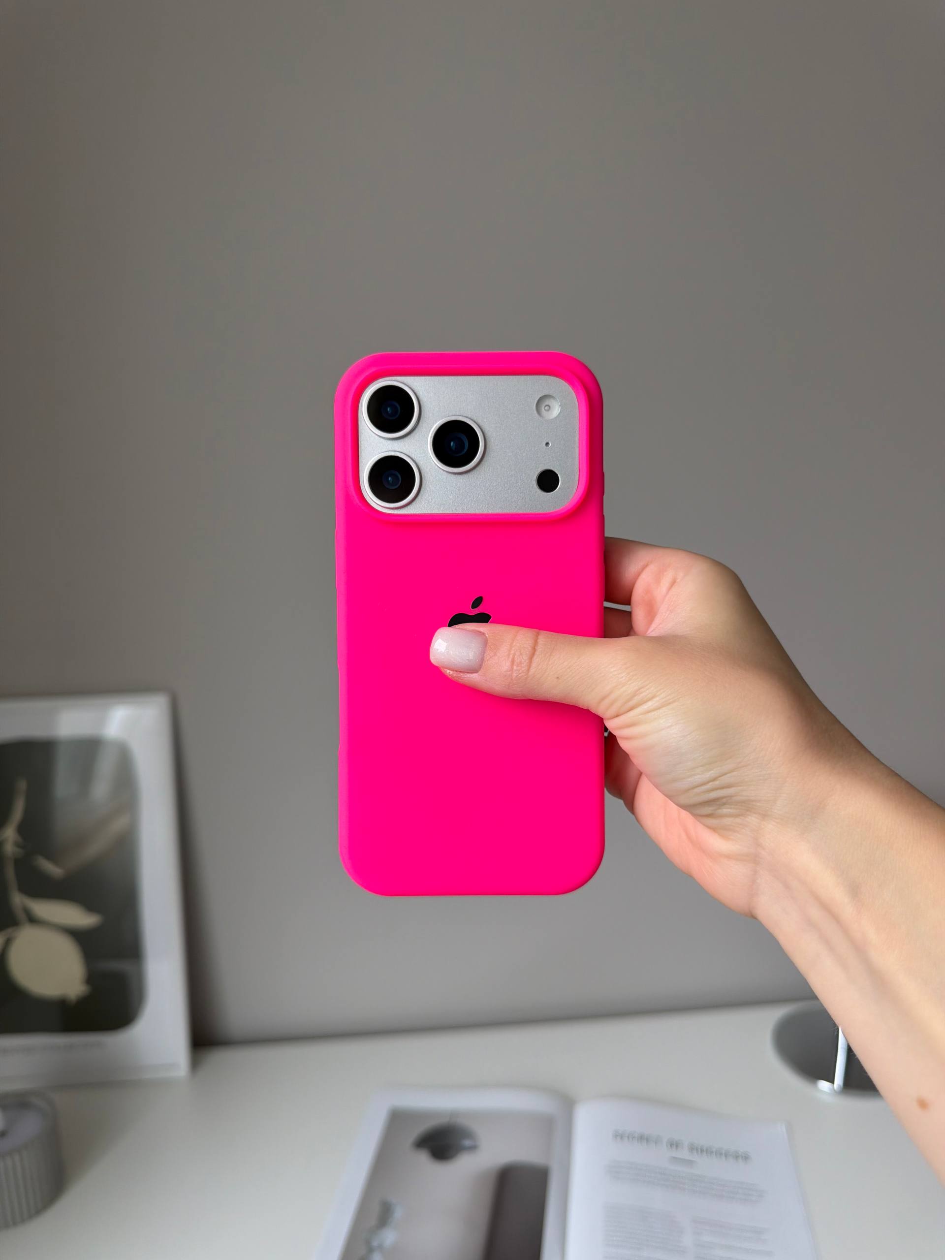 Чохол Silicone case з відкритою камерою на iPhone 18 Pro Max Shiny Pink (35)