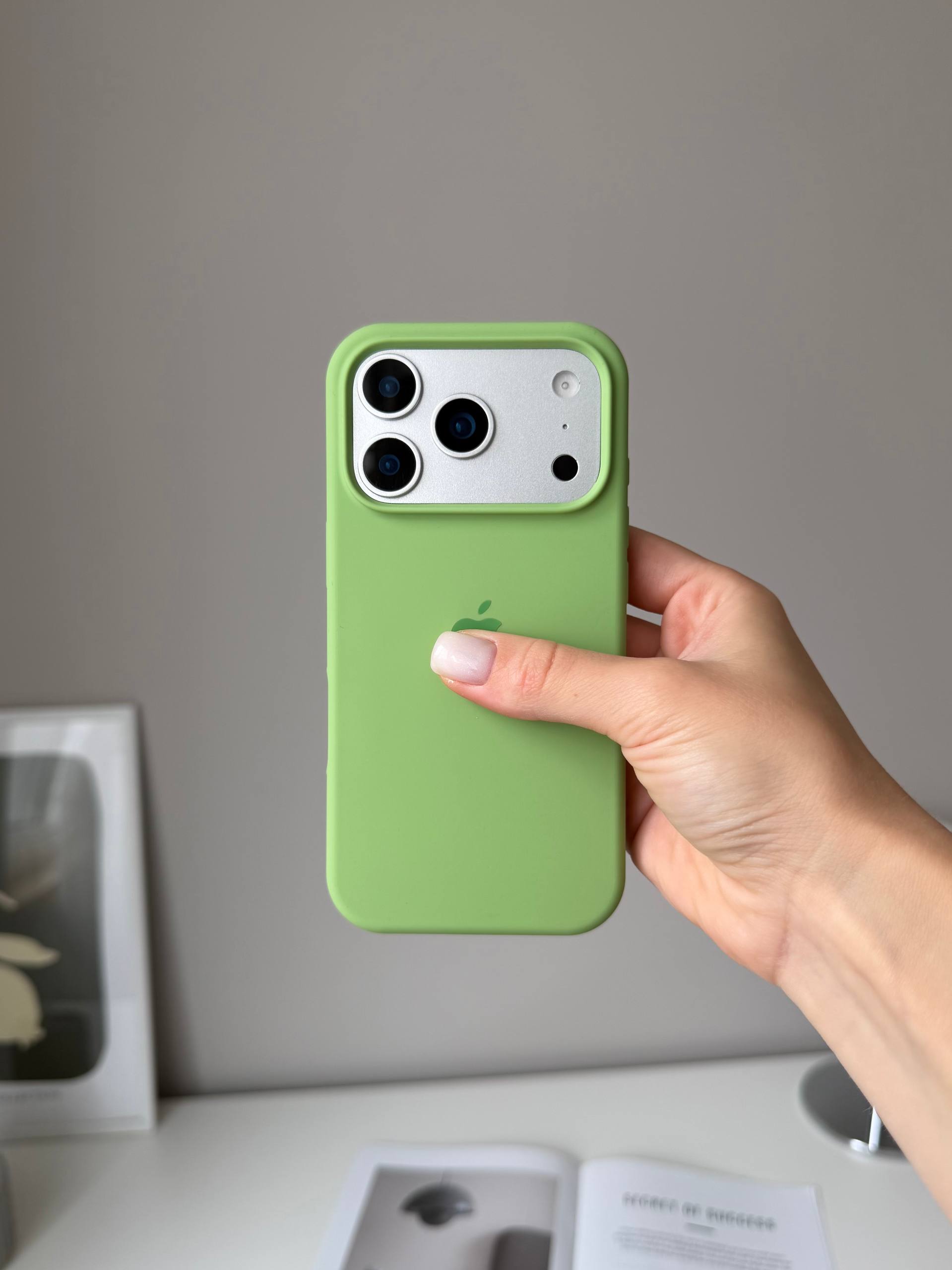 Чохол Silicone case з відкритою камерою на iPhone 18 Pro Mint Gum (39)