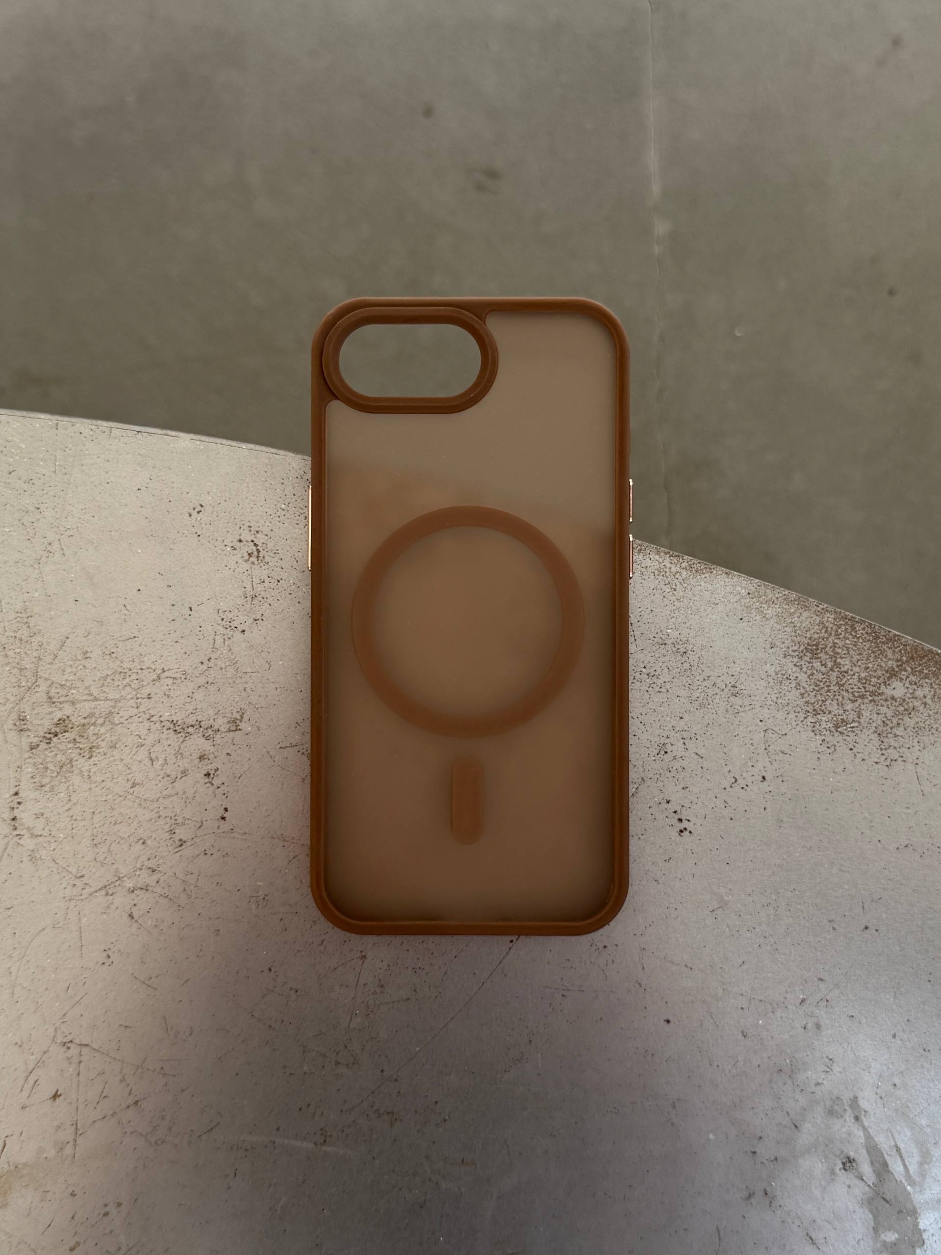 Чехол матовый с Magsafe на iPhone 16e/17e Brown
