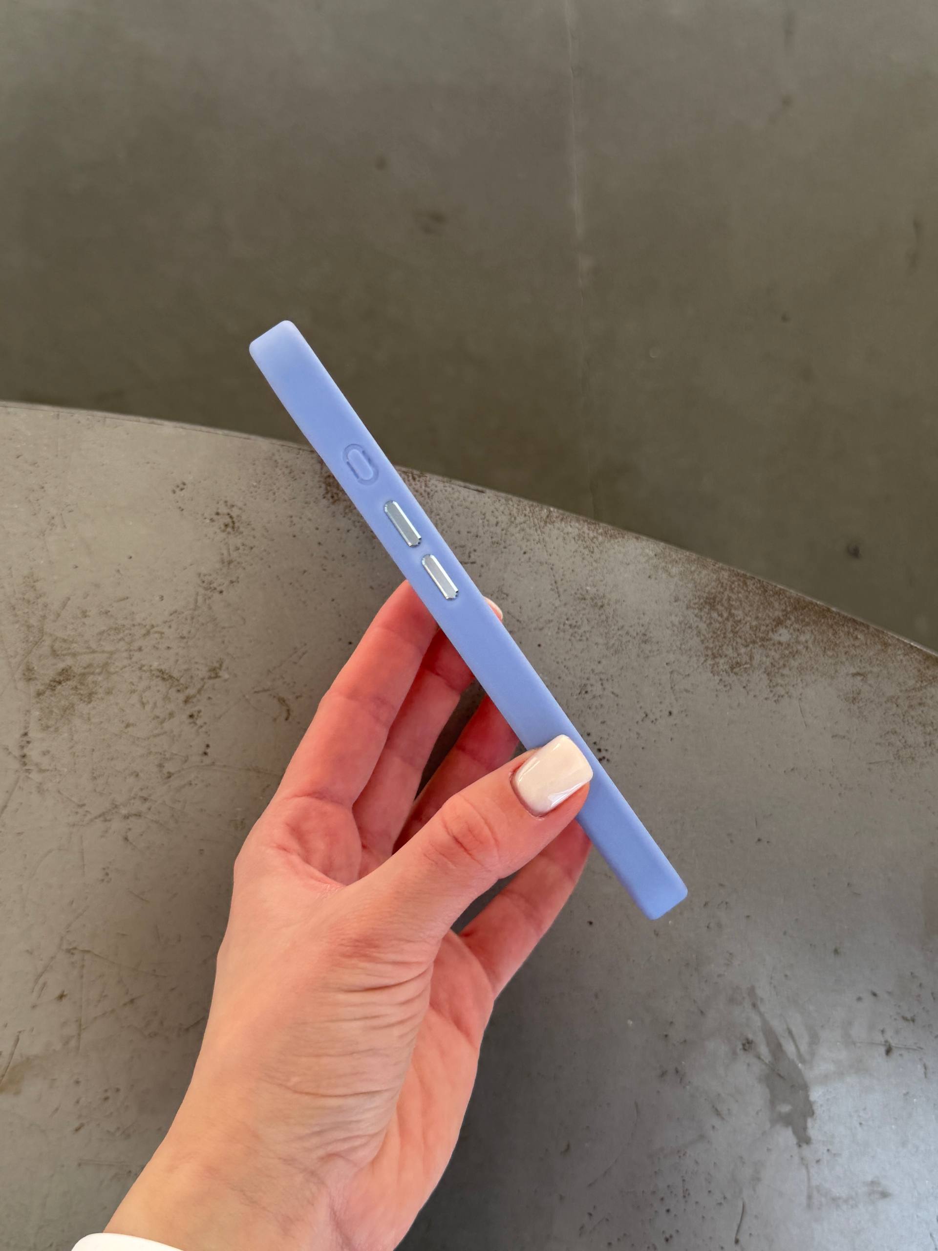 Чехол матовый с Magsafe на iPhone 16e / 17e Blue