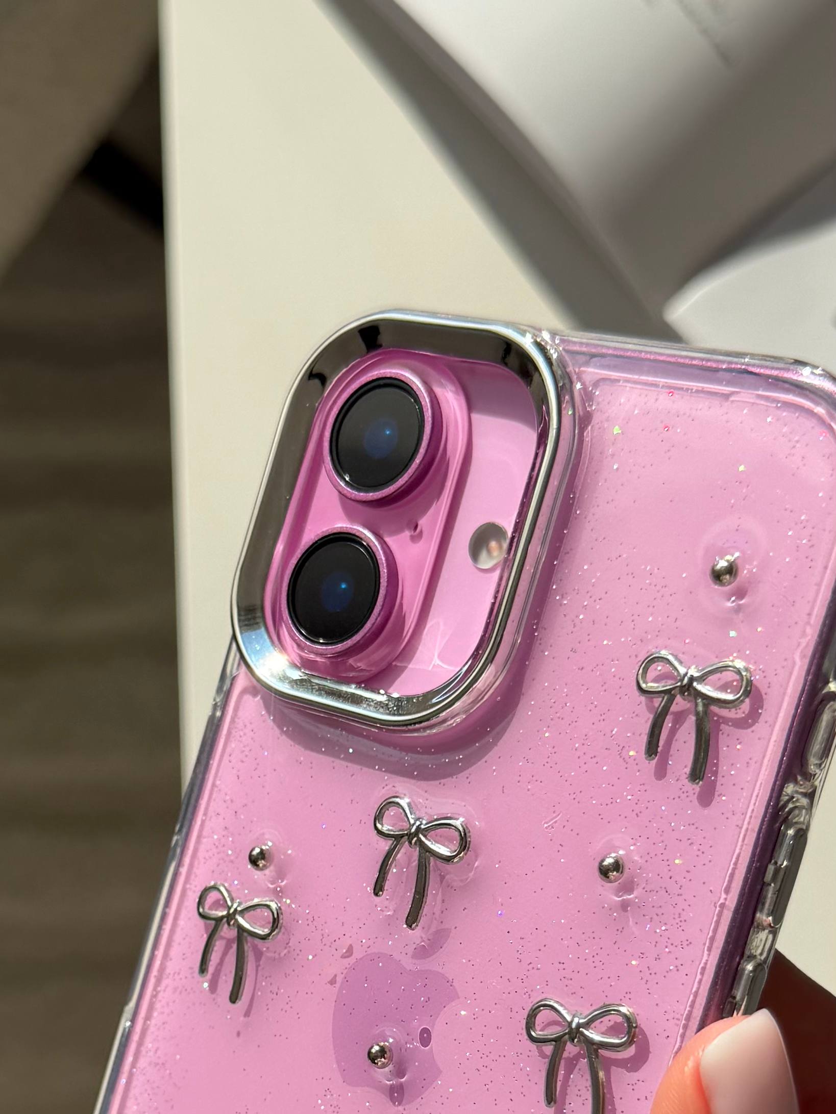 Чехол прозрачный Bow Case с бантиками на iPhone 16