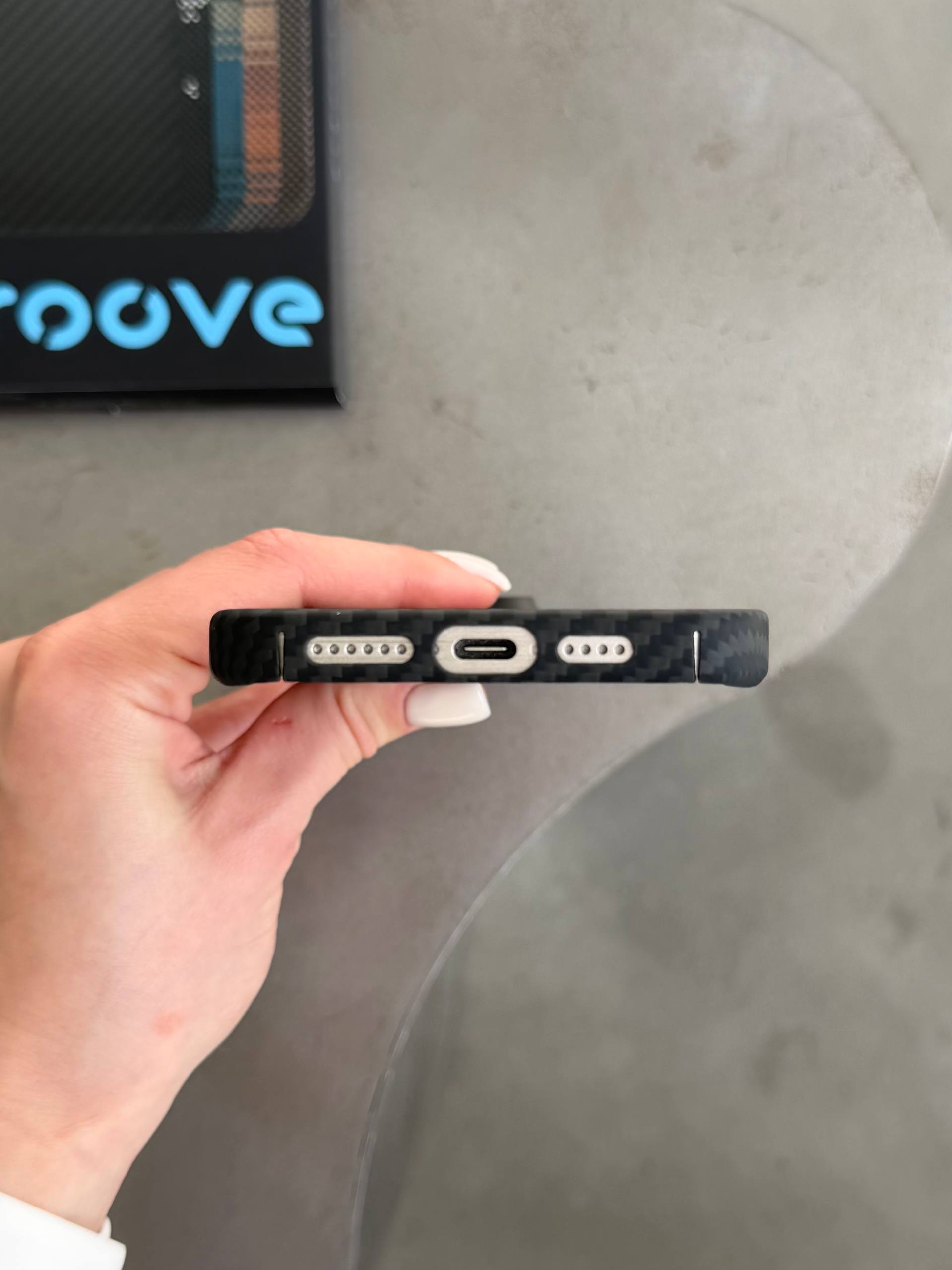 Чехол Proove Carbon Slim с MagSafe для iPhone 15 Pro Black