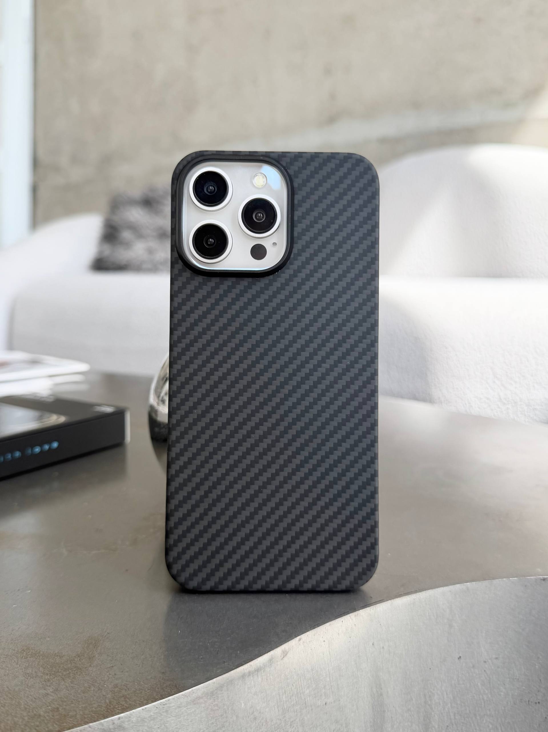 Чехол Proove Carbon Slim с MagSafe для iPhone 15 Pro Black