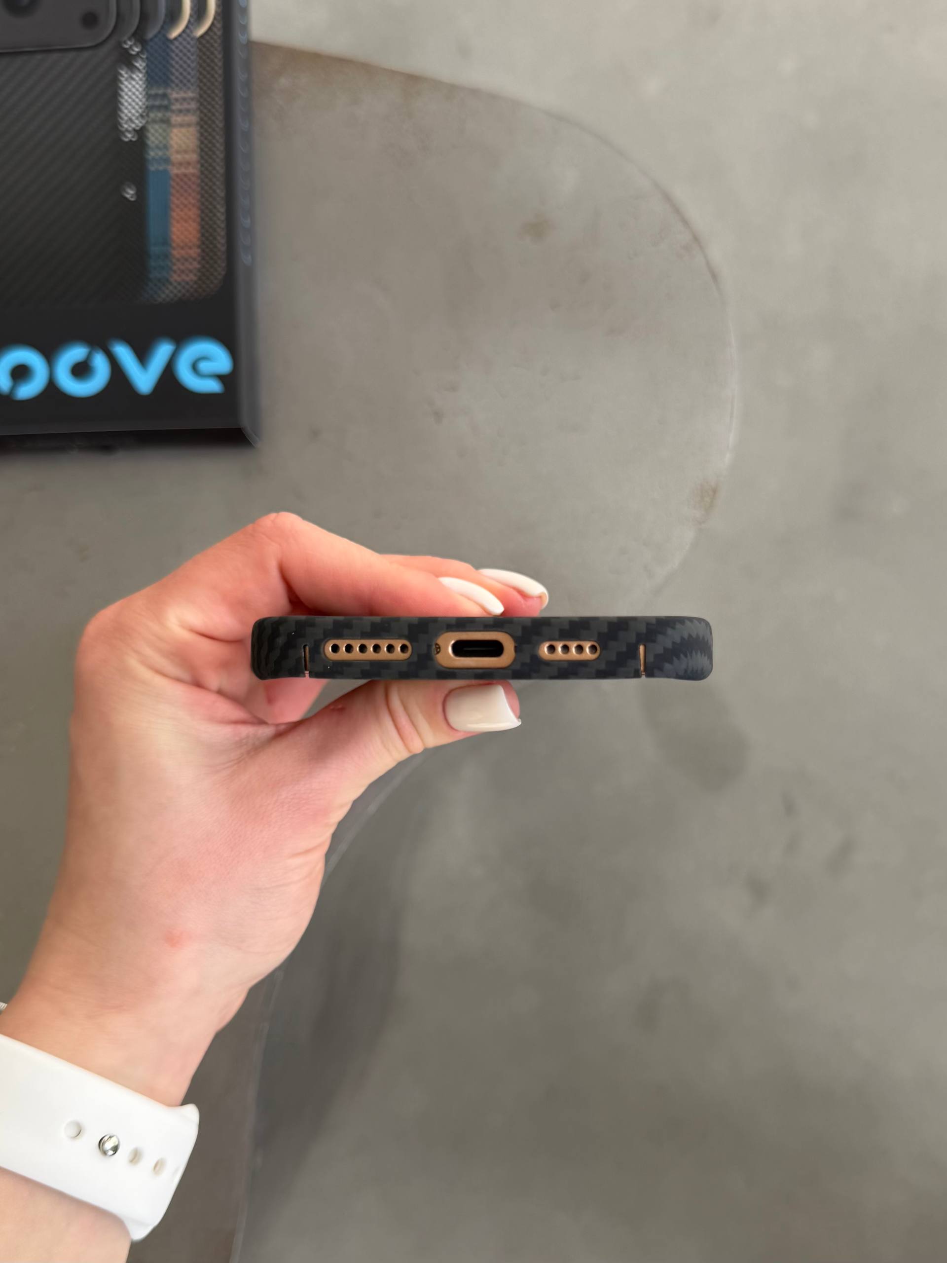 Чехол Proove Carbon Slim с MagSafe для iPhone 16 Pro Black