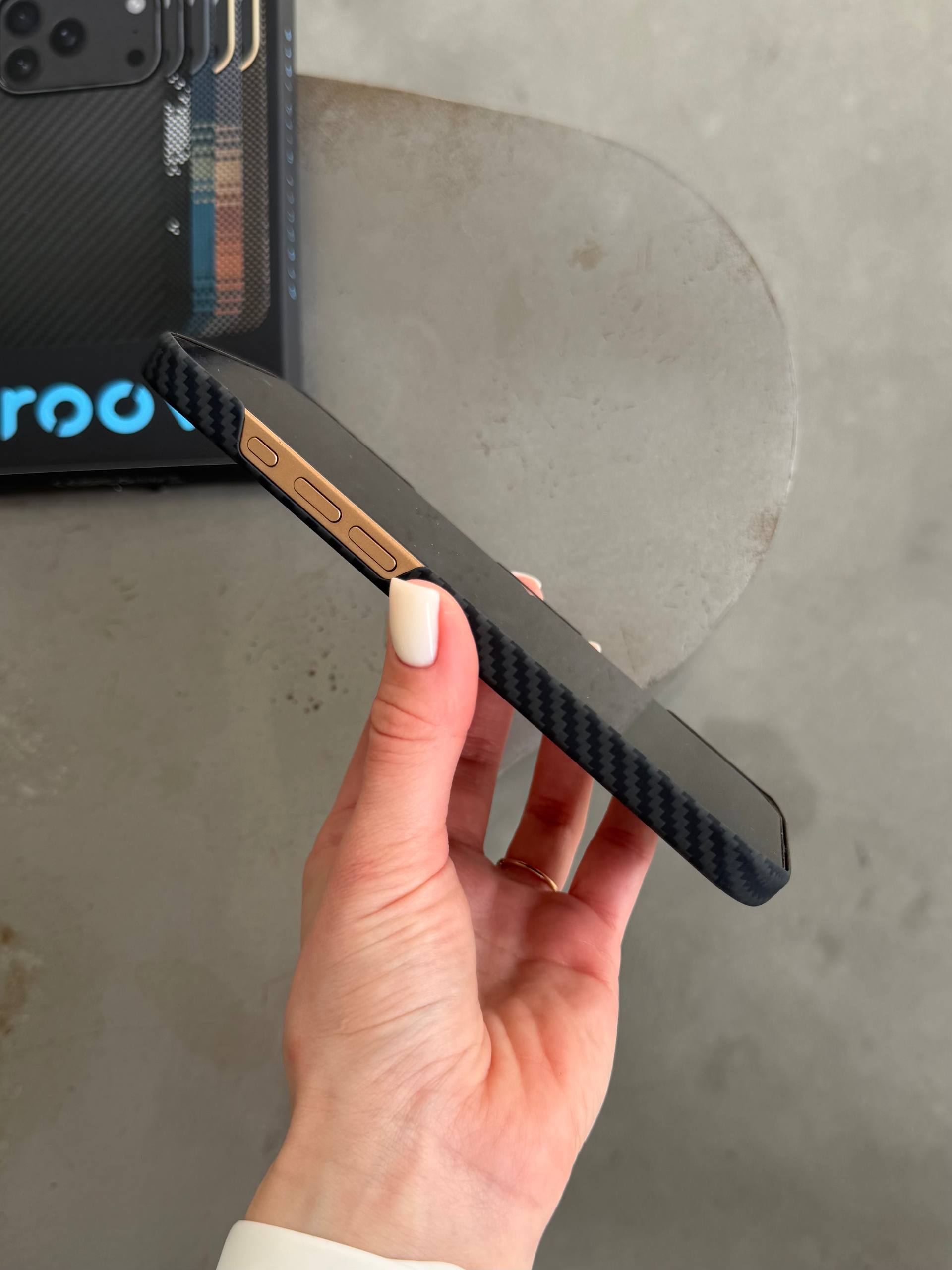 Чехол Proove Carbon Slim с MagSafe для iPhone 16 Pro Black