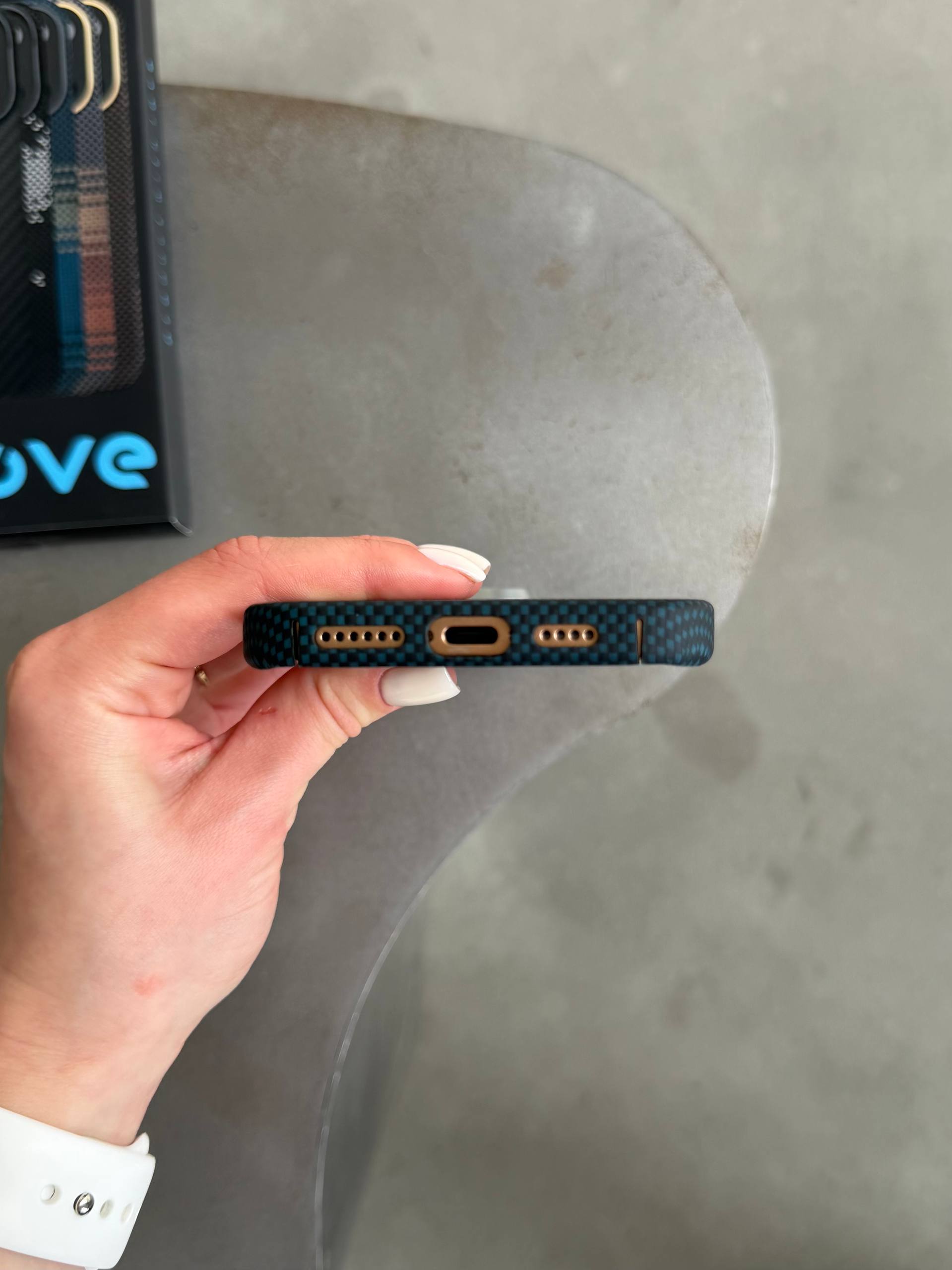 Чохол Proove Carbon Slim з MagSafe для iPhone 15 Pro Nightfall