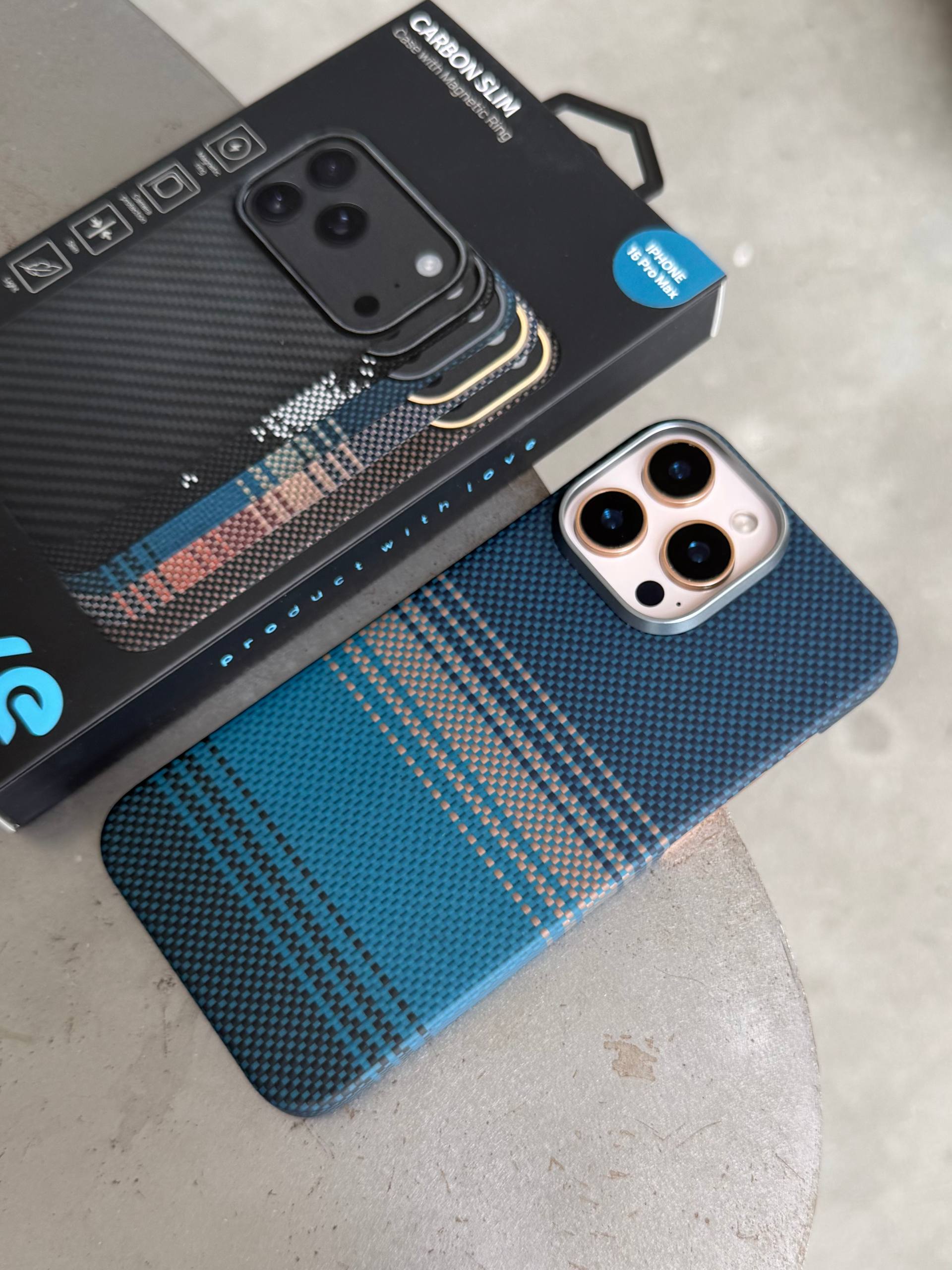 Чохол Proove Carbon Slim з MagSafe для iPhone 15 Pro Nightfall