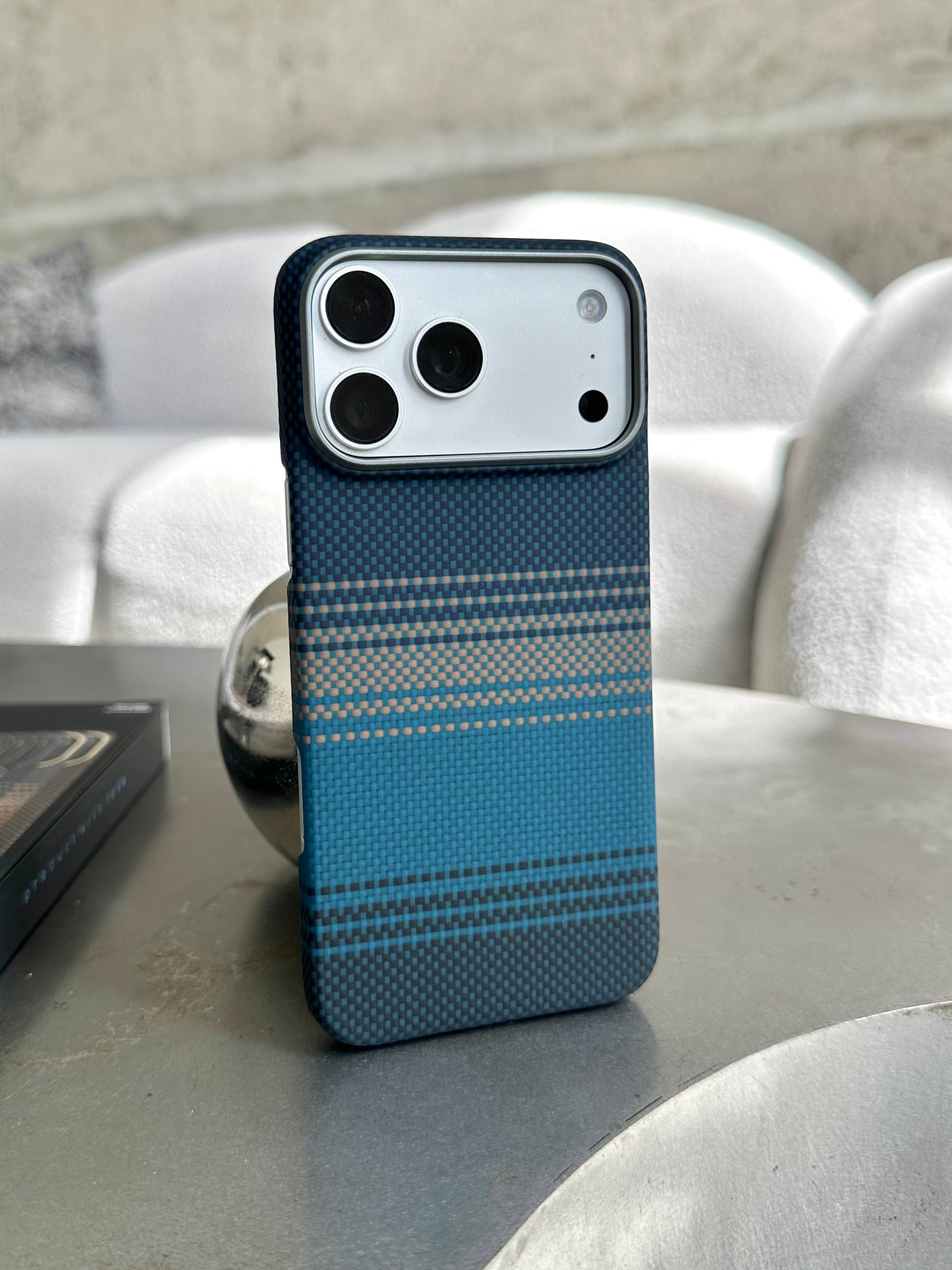 Чохол Proove Carbon Slim з MagSafe для iPhone 17 Pro Max Nightfall