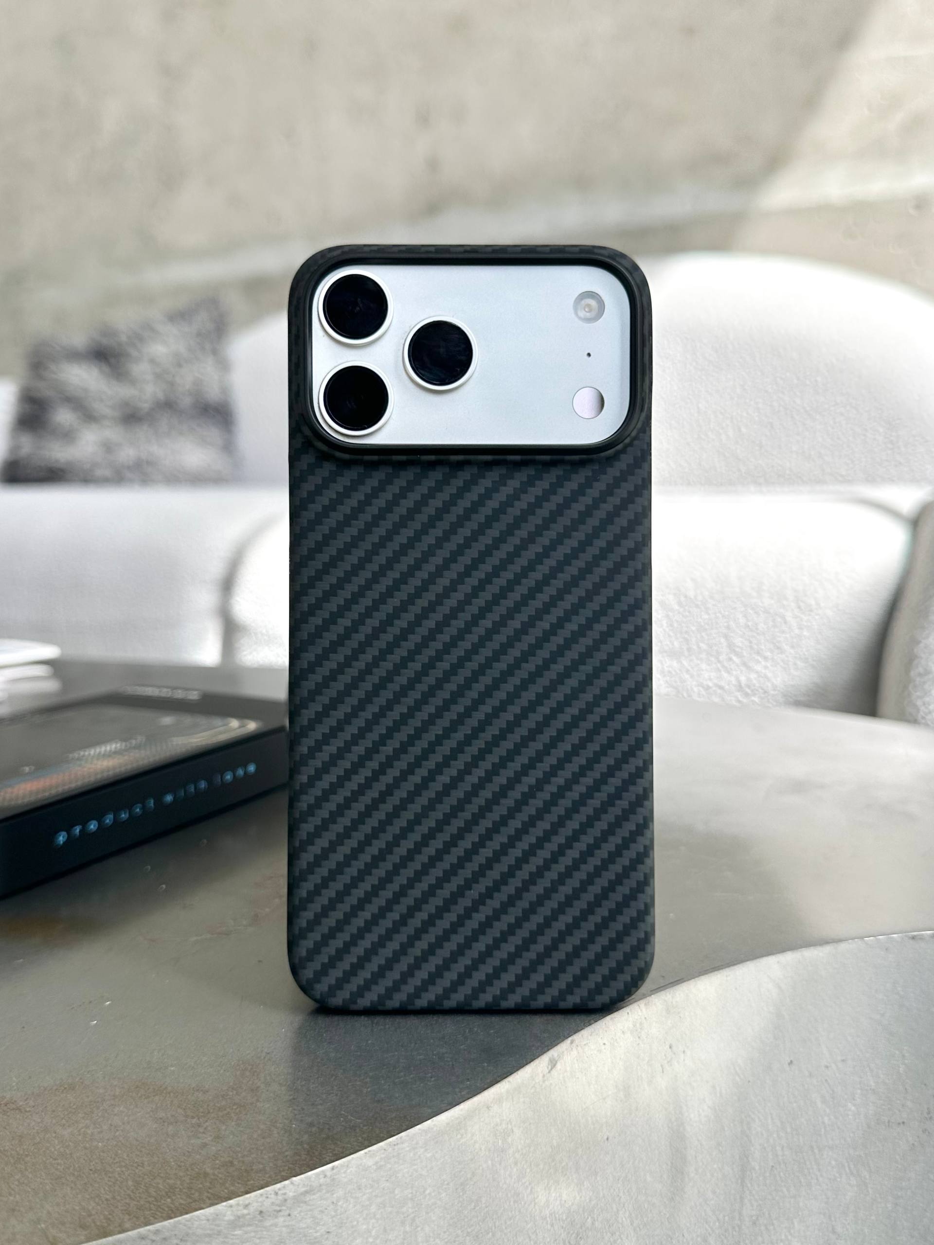 Чехол Proove Carbon Slim c MagSafe для iPhone 17 Pro Black