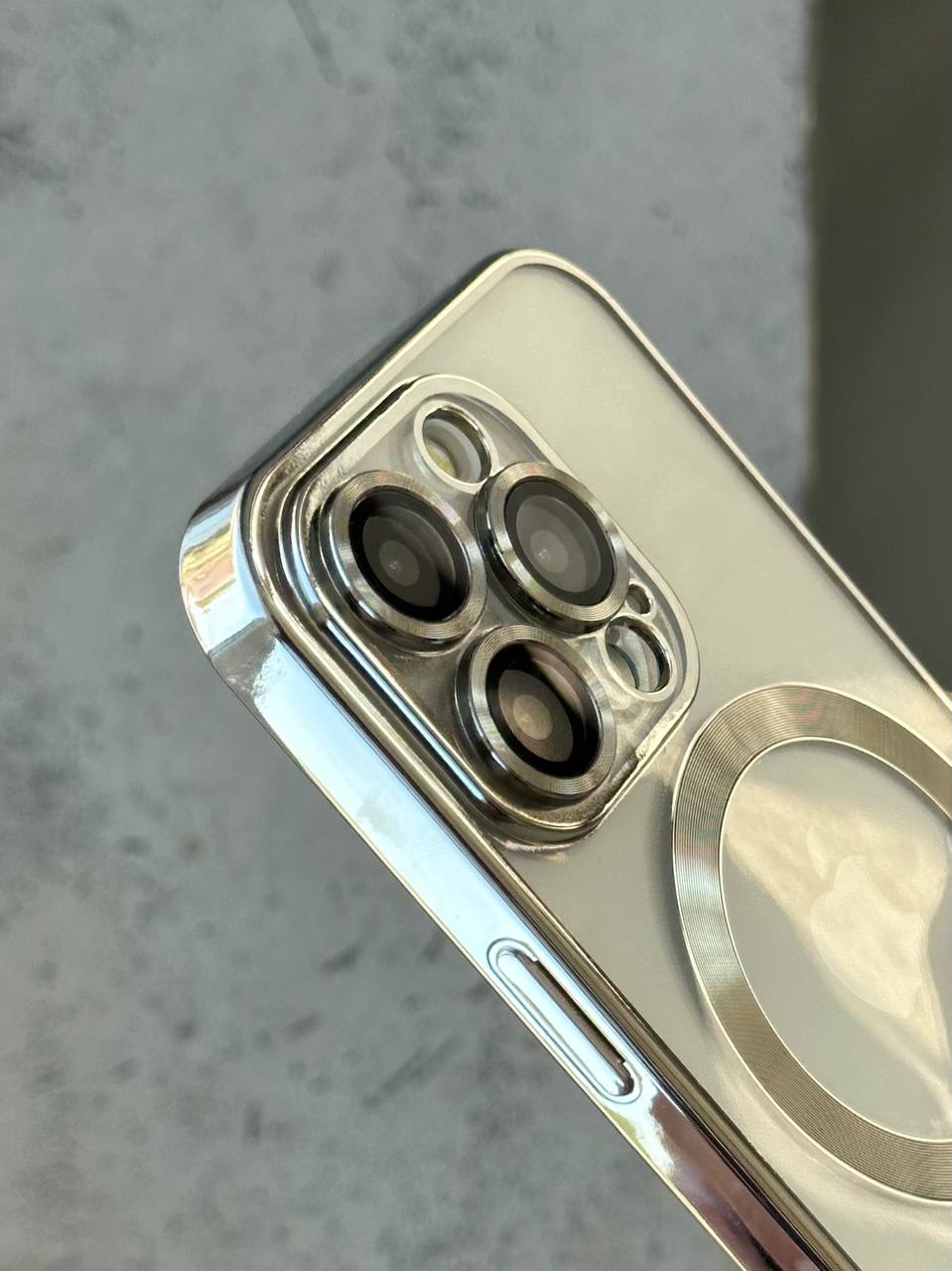 Чехол цветной Shining case с Magsafe на iPhone 13 Pro Max Silver