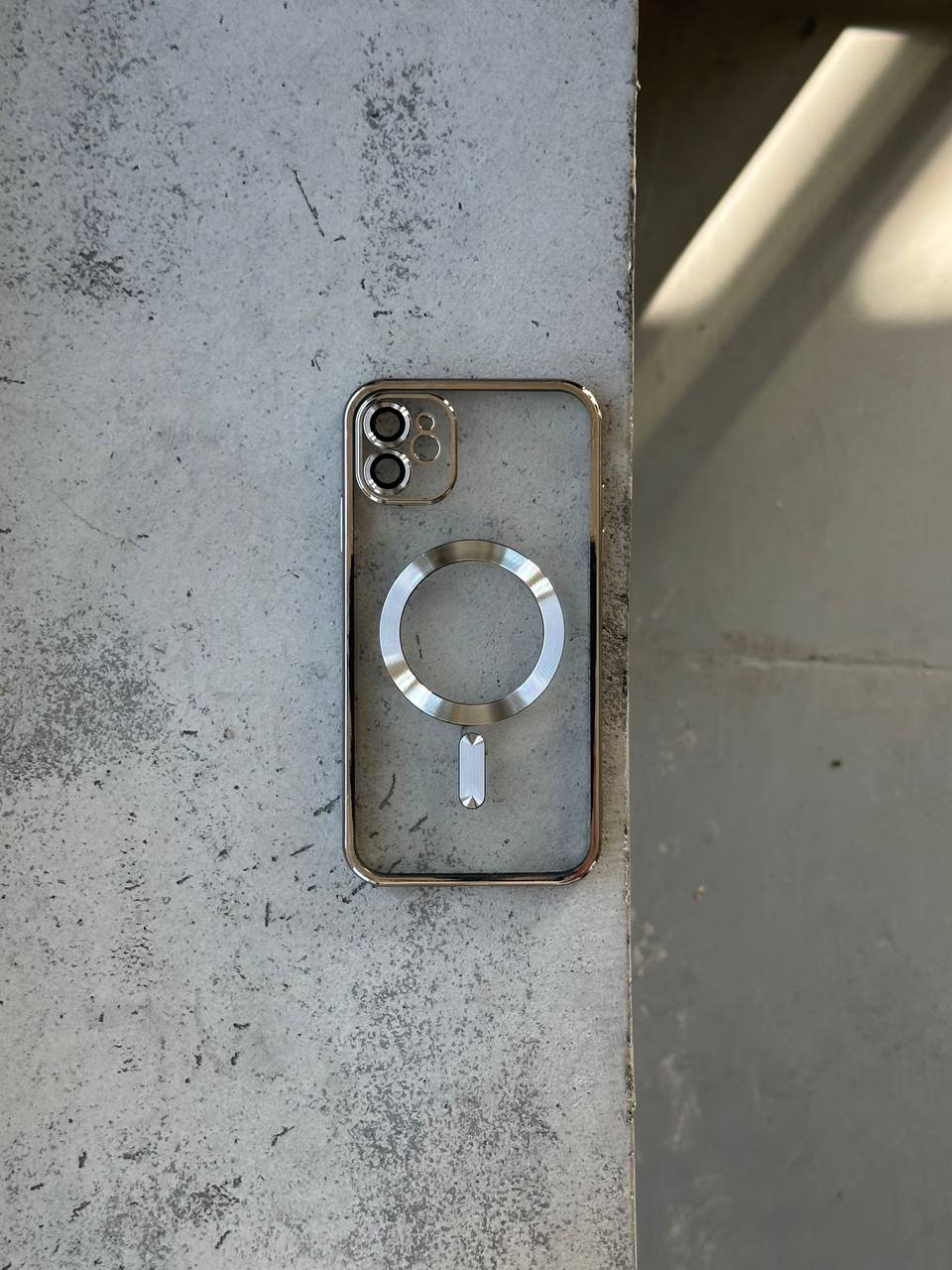 Чехол цветной Shining case с Magsafe на iPhone 11 Silver