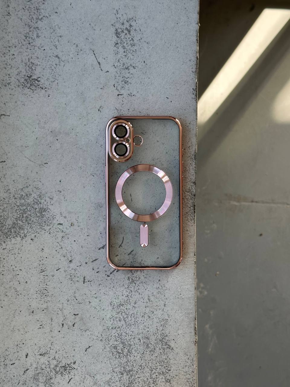 Чехол цветной Shining case с Magsafe на iPhone 16+ Pink