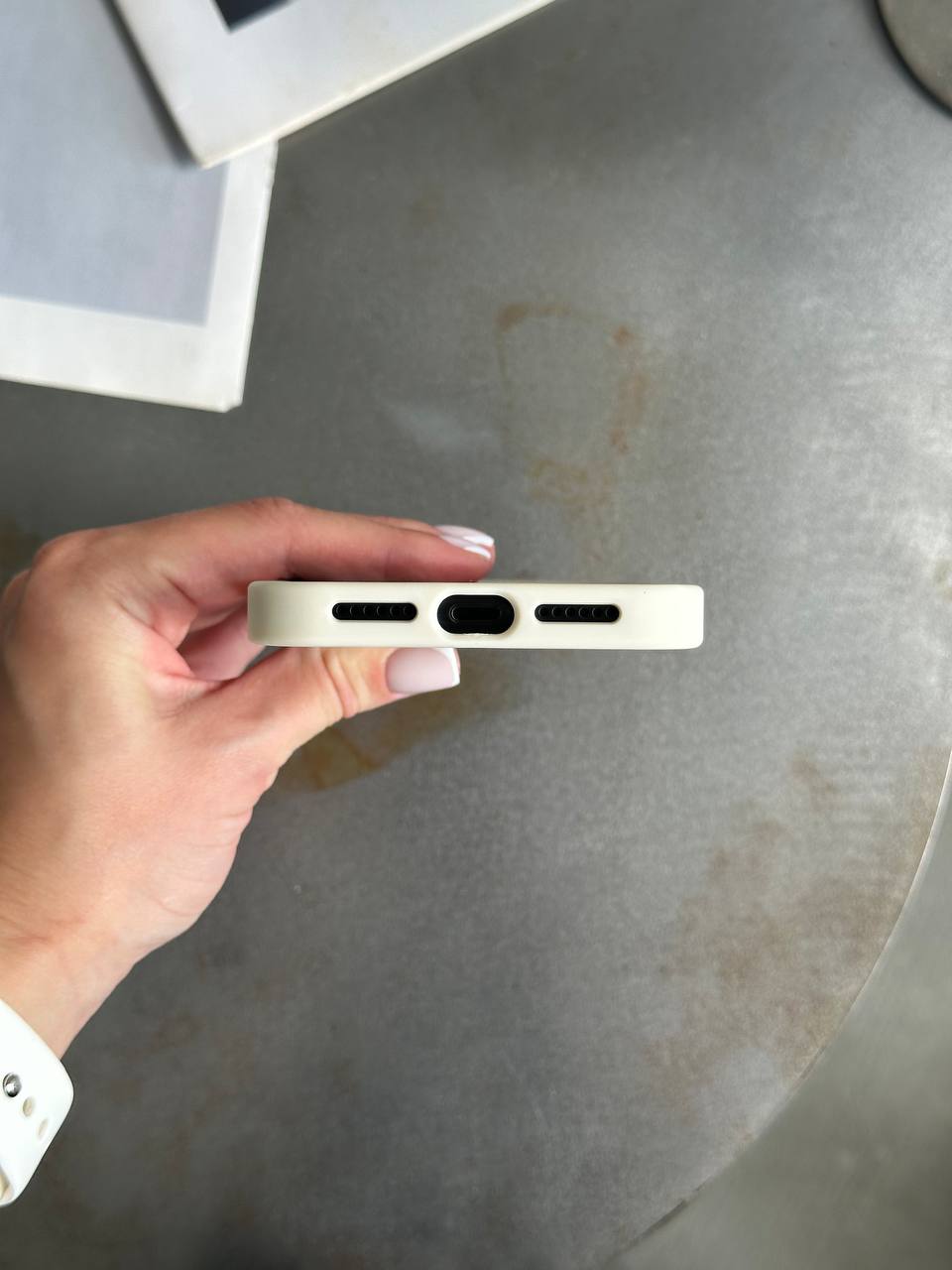 Чехол матовый из Magsafe на iPhone 11 Beige