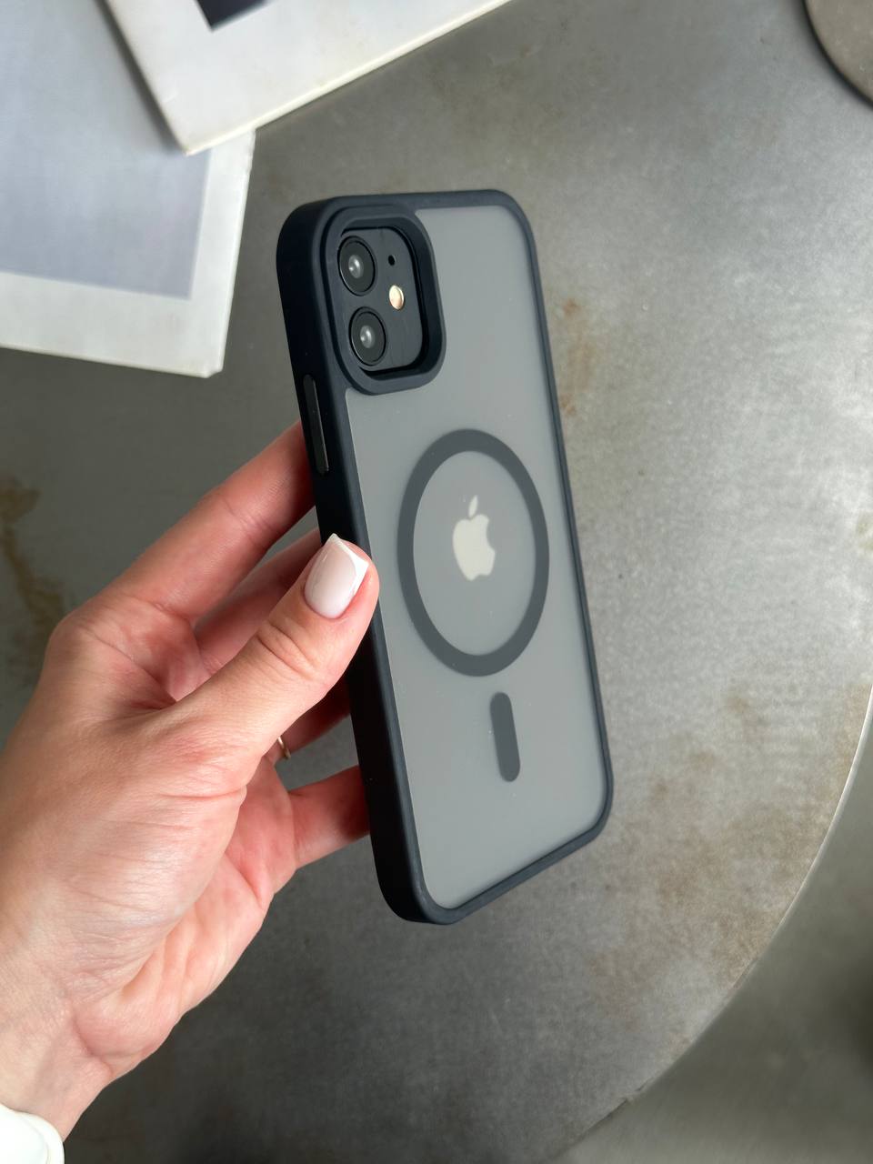 Чехол матовый из Magsafe на iPhone 11 Black