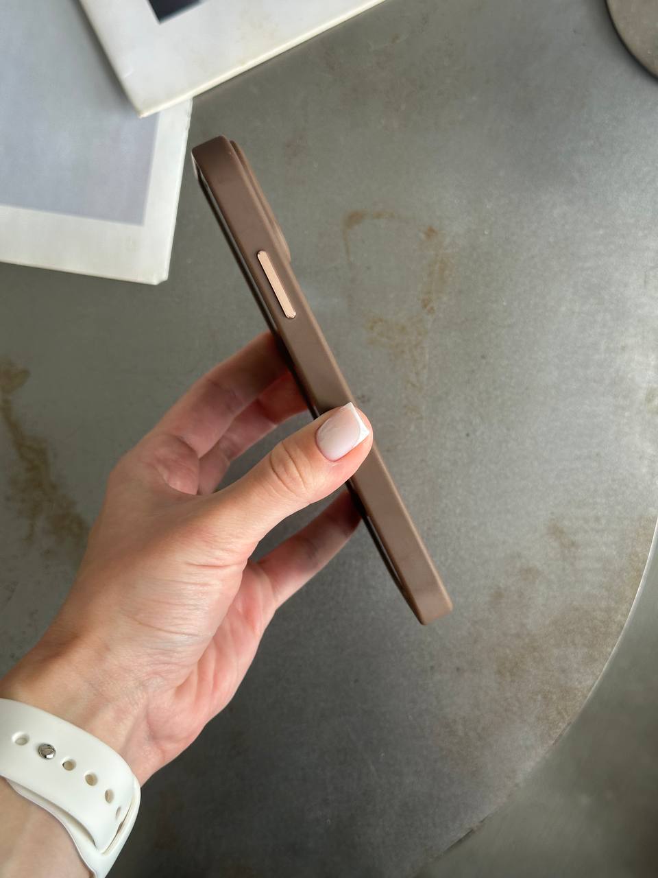 Чехол матовый из Magsafe на iPhone 11 Brown