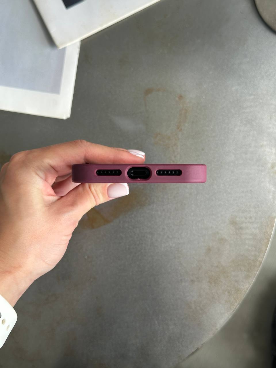 Чехол матовый из Magsafe на iPhone 11 Wine