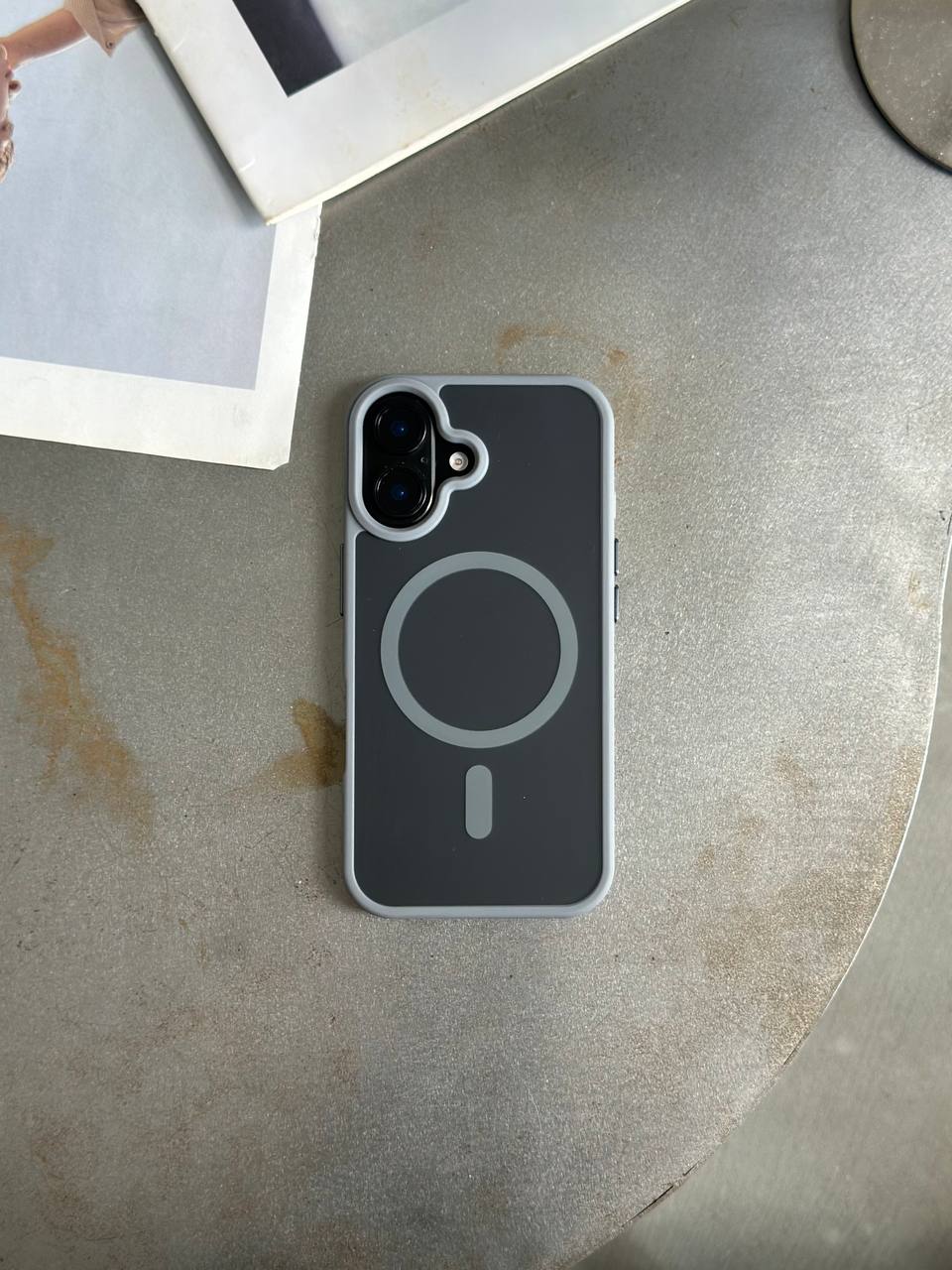 Чехол матовый из Magsafe на iPhone 16 Gray