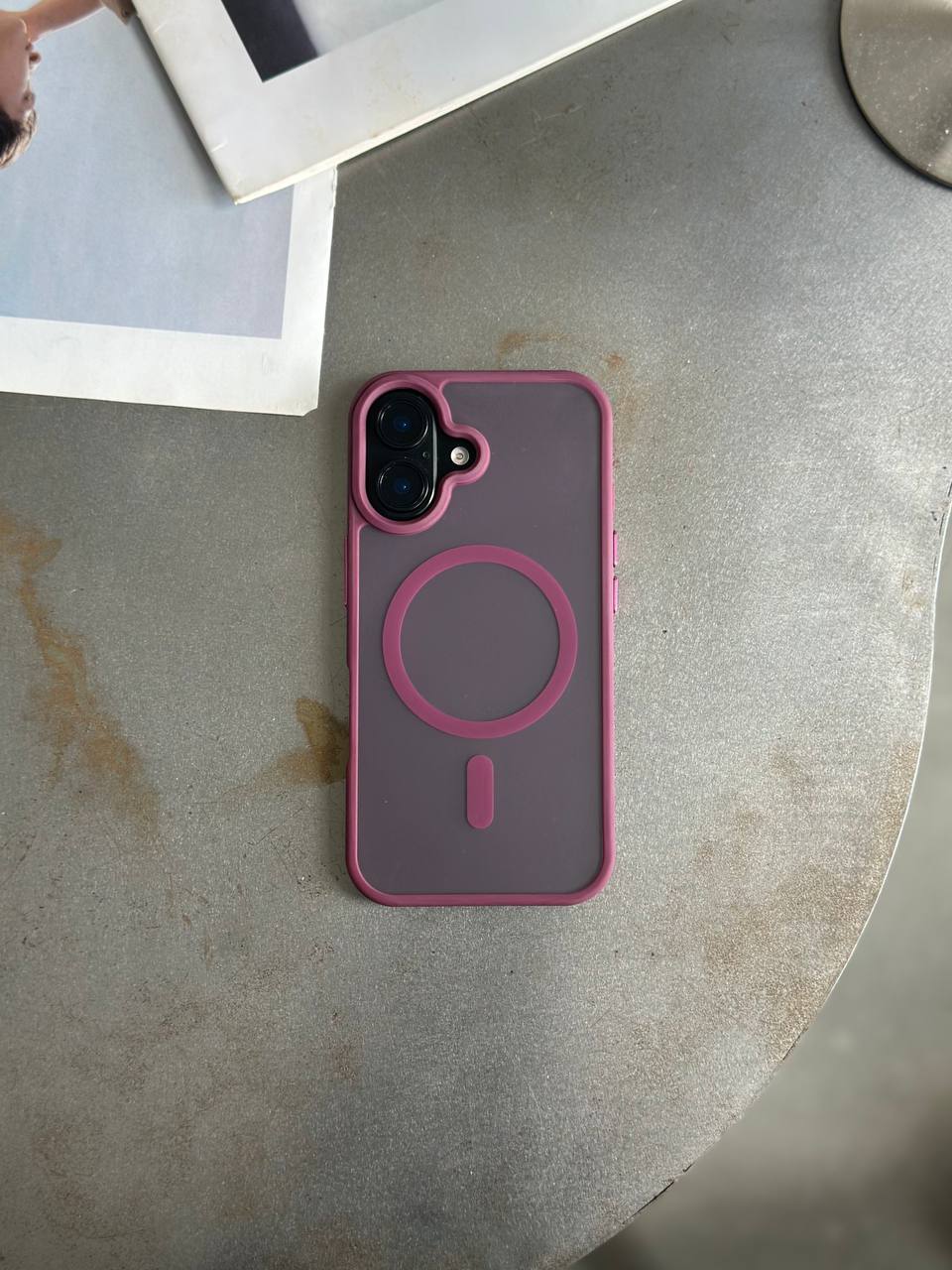 Чехол матовый из Magsafe на iPhone 16 Wine