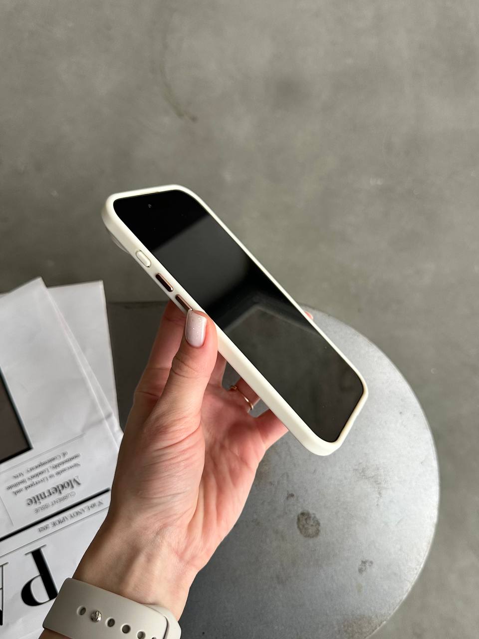 Чехол матовый из Magsafe на iPhone 17 Air Beige