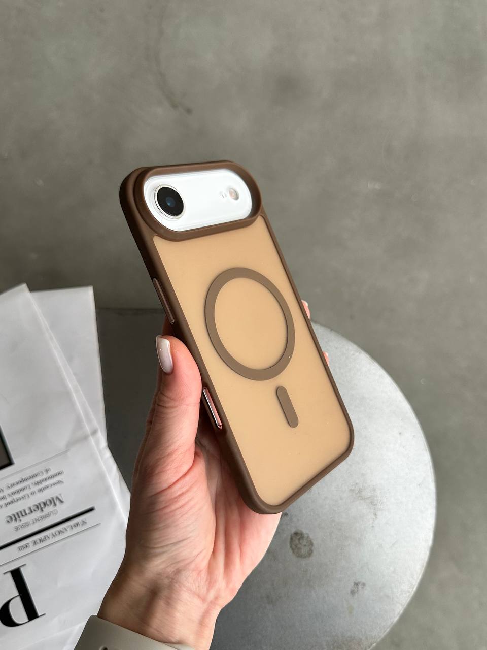 Чехол матовый из Magsafe на iPhone 17 Air Brown