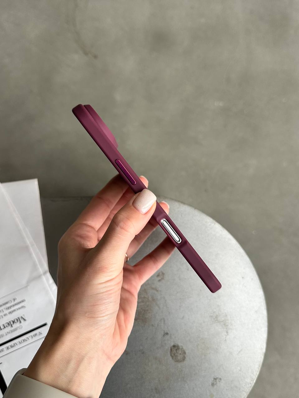 Чехол матовый из Magsafe на iPhone 17 Air Wine
