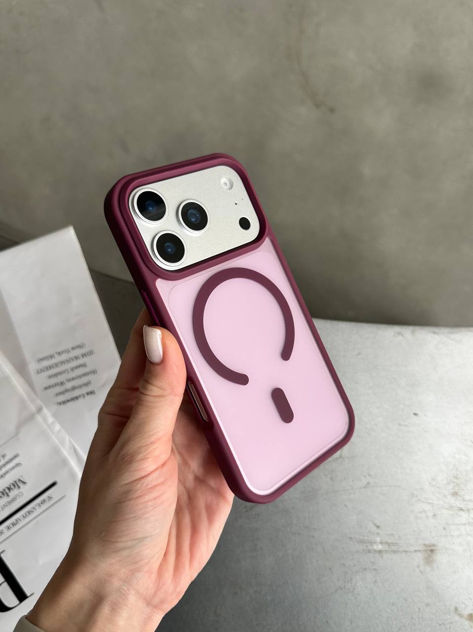 Чохол матовий з Magsafe на iPhone 17 Pro Wine