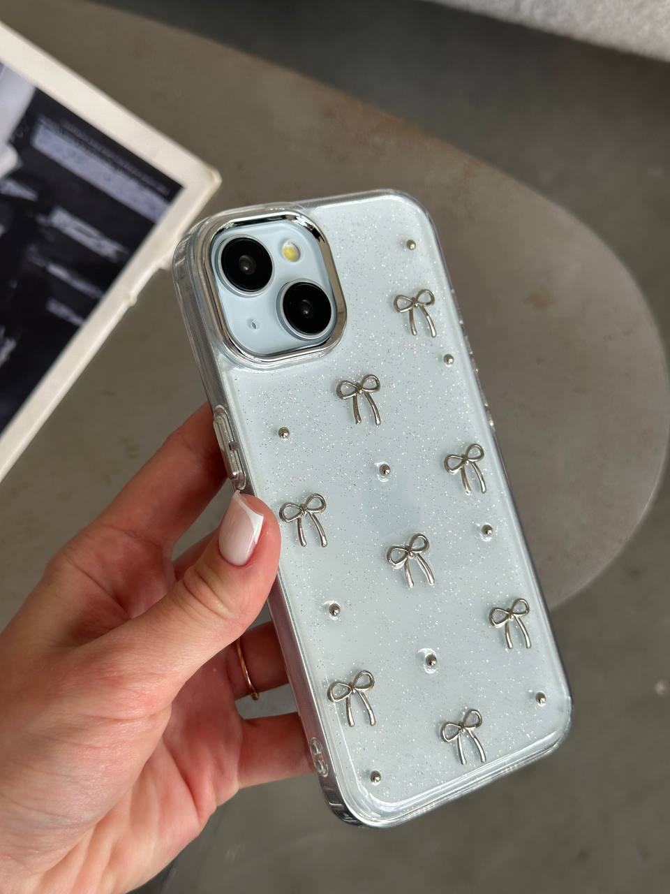 Чехол прозрачный Bow Case с бантиками на iPhone 13