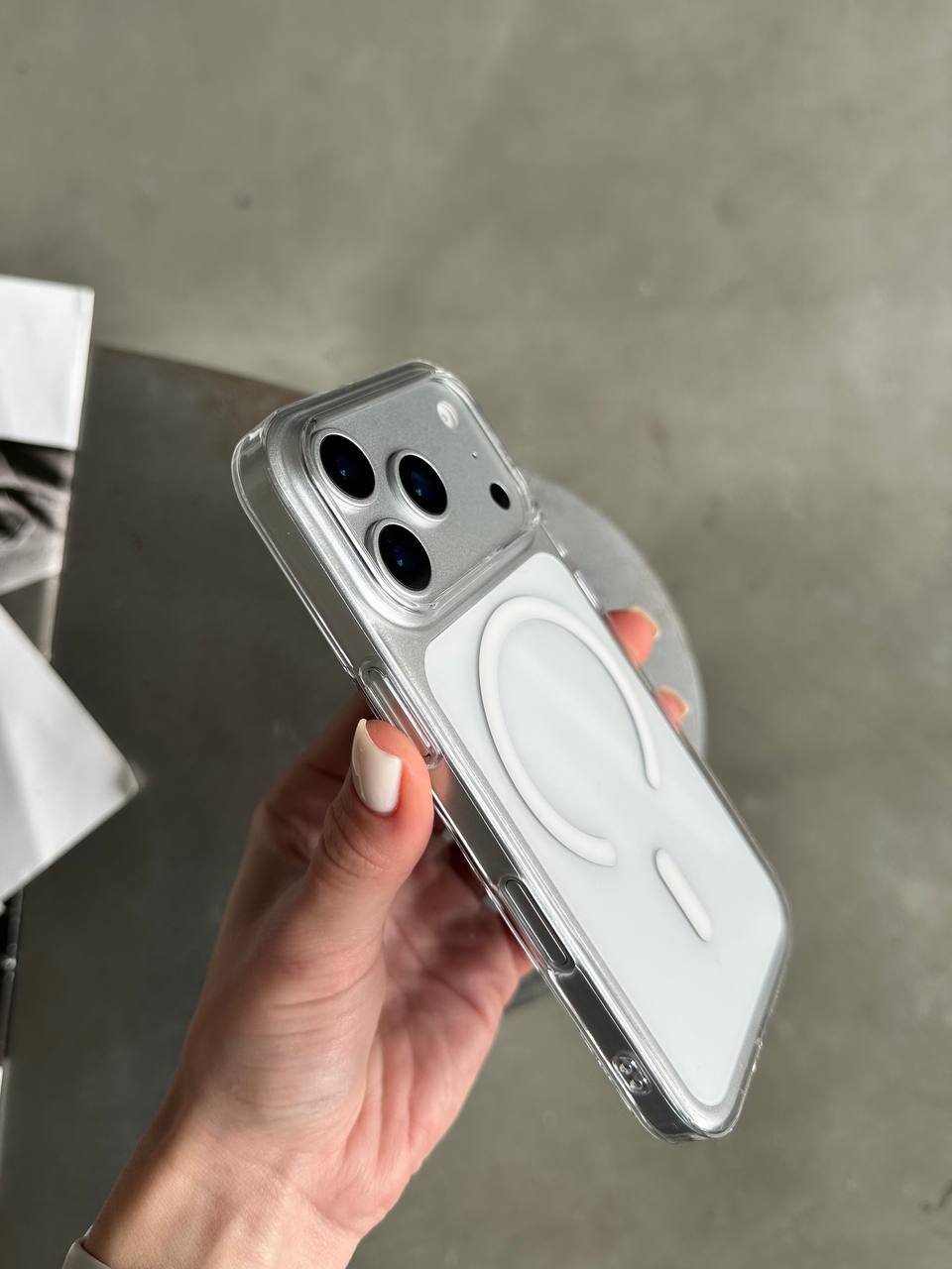 Чехол прозрачный Crystal case с Magsafe на iPhone 17 Pro Max