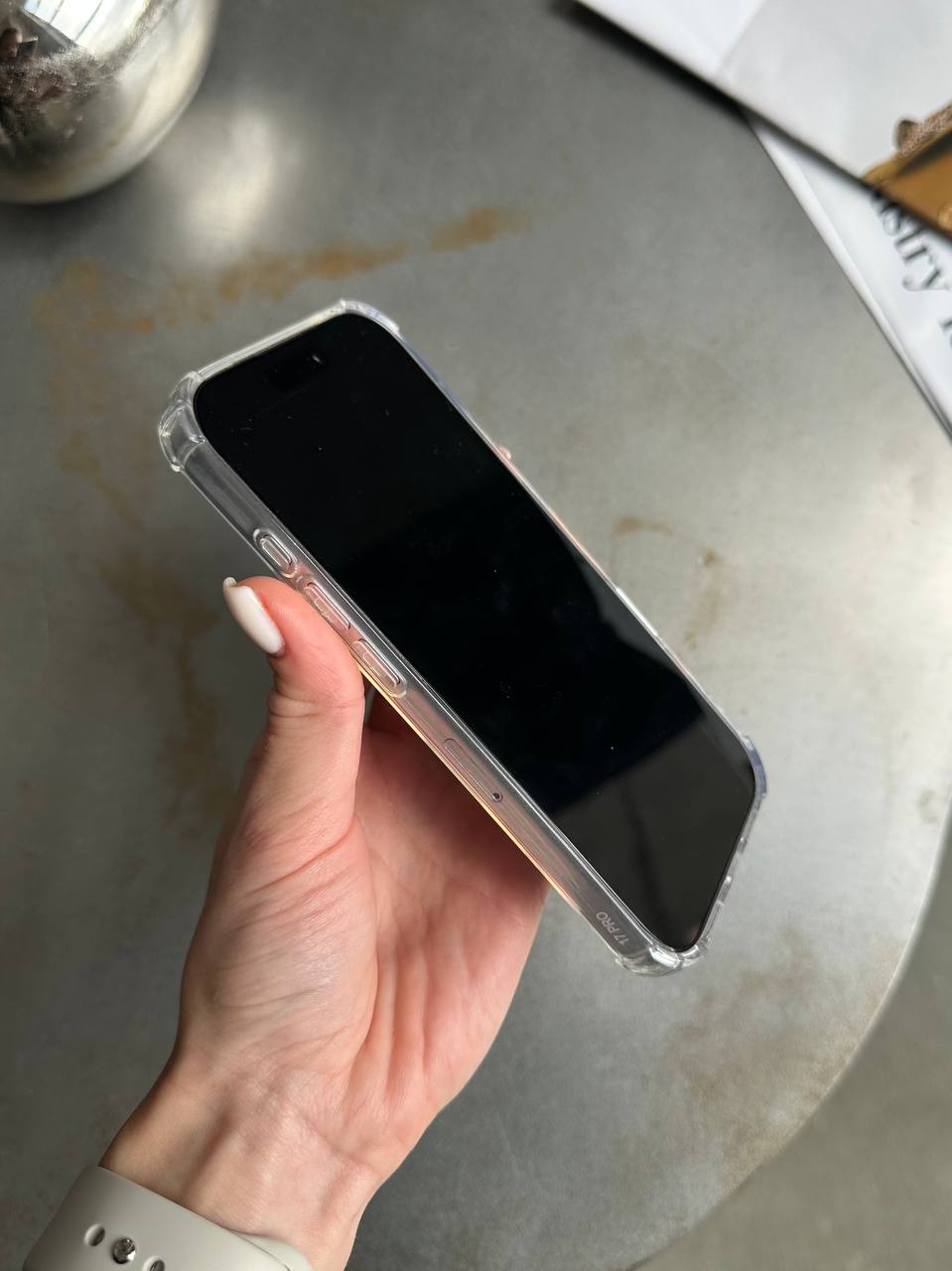 Чехол прозрачный силиконовый с усиленными углами открытая камера для iPhone 17 Pro Max