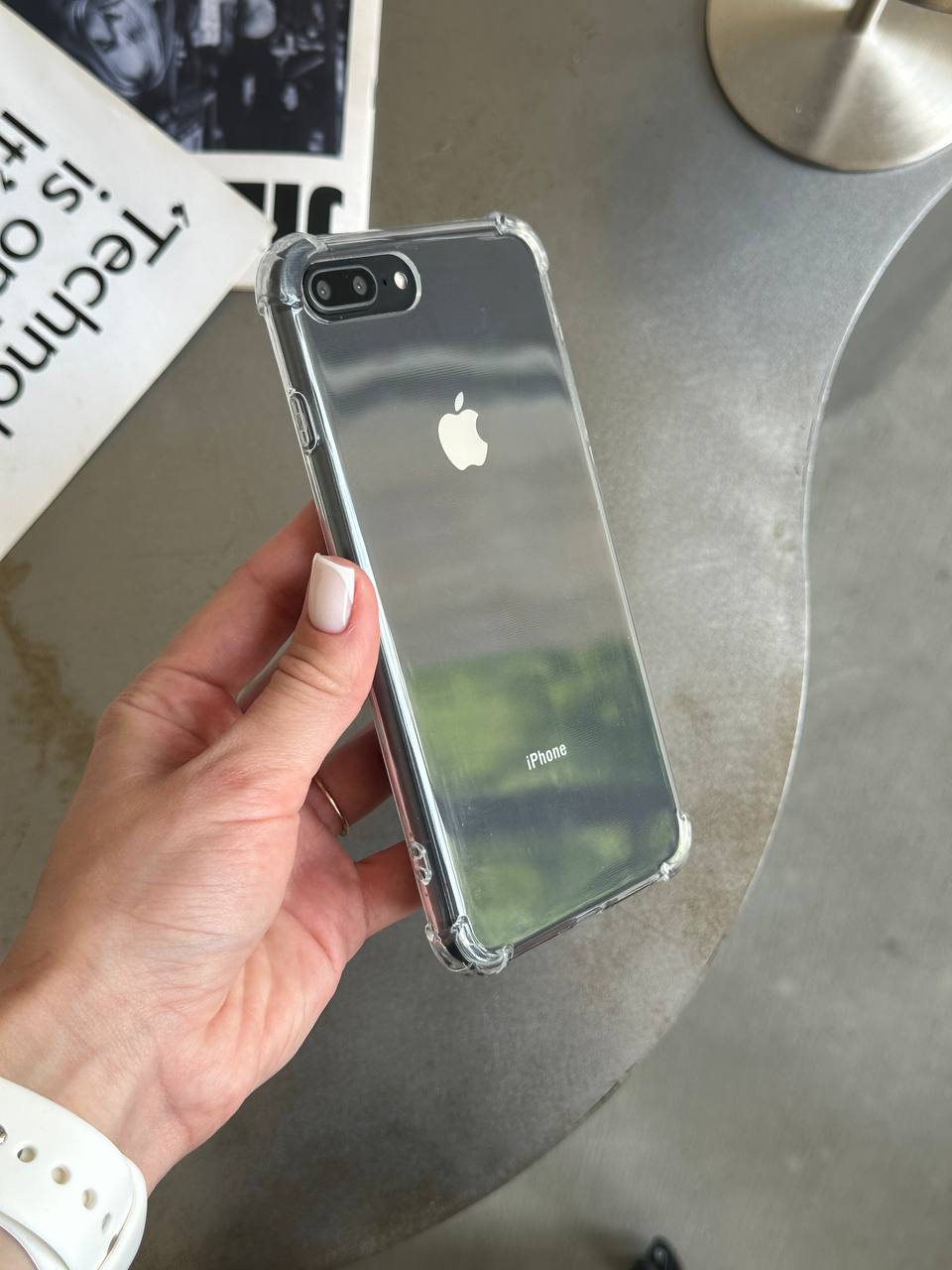 Чохол прозорий силіконовий з посиленими кутами відкрита камера на iPhone 7+ / 8+