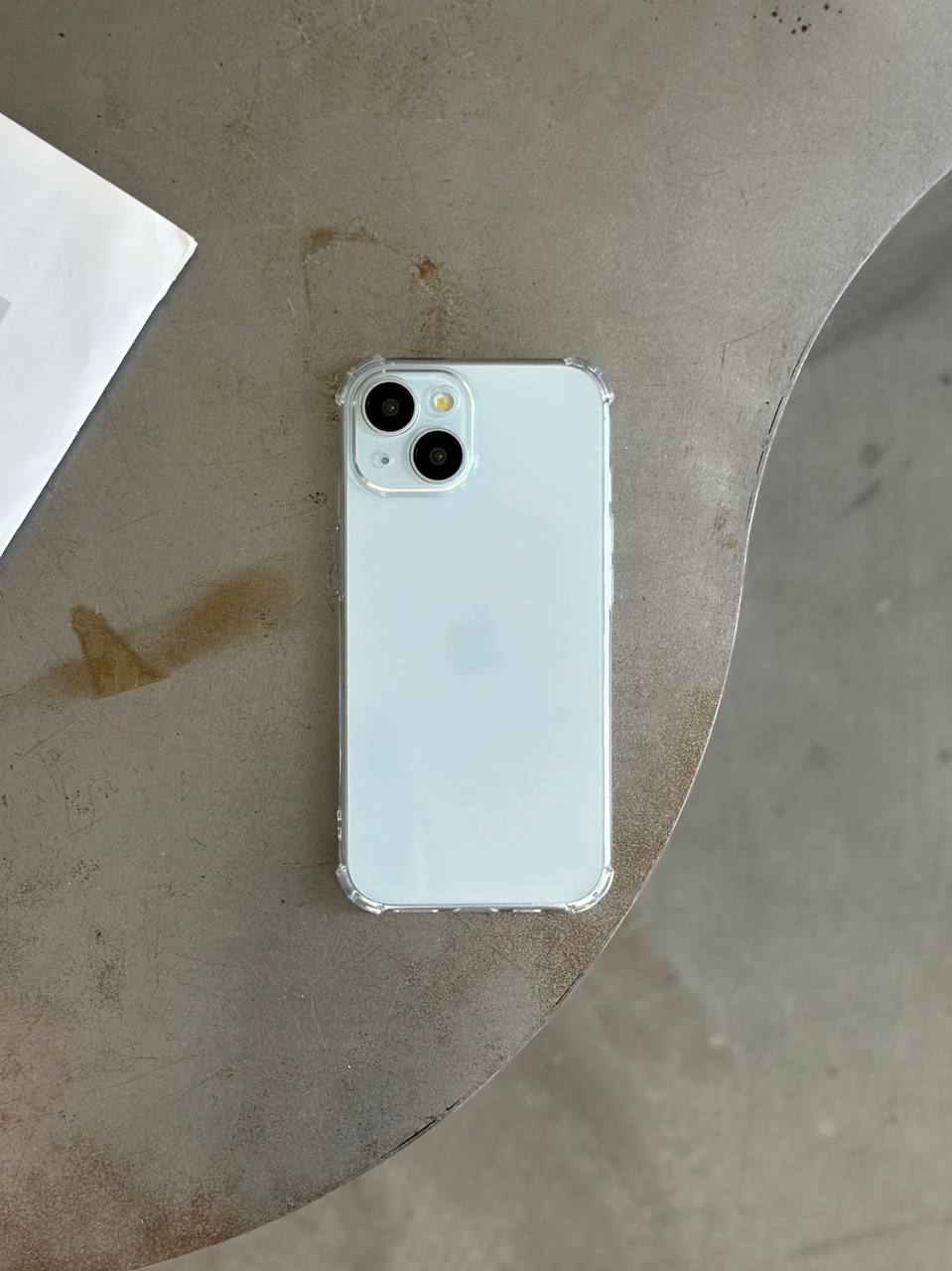 Чехол прозрачный силиконовый с усиленными углами закрытая камера для iPhone 14+