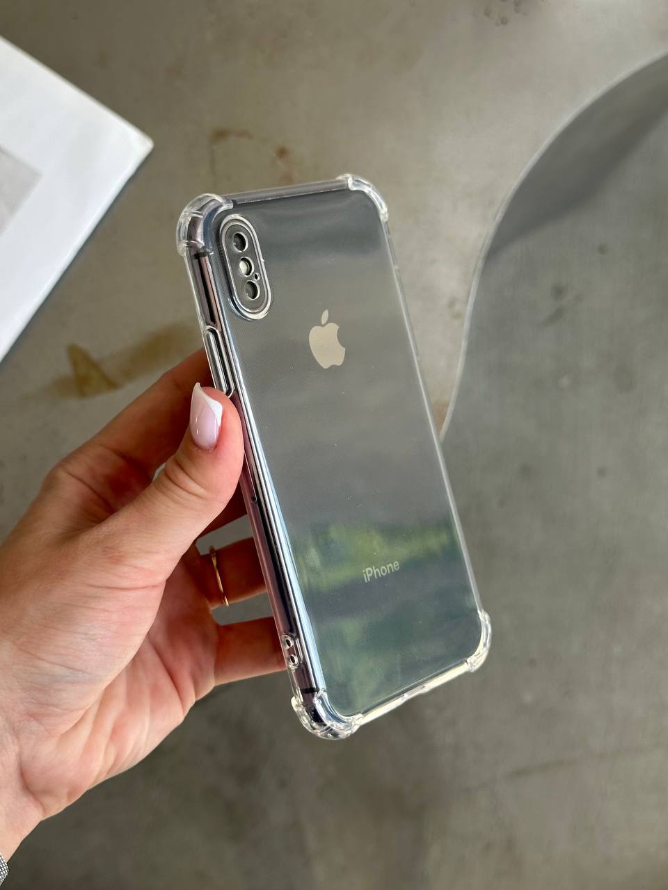Чехол прозрачный силиконовый с усиленными углами закрытая камера для iPhone X/XS