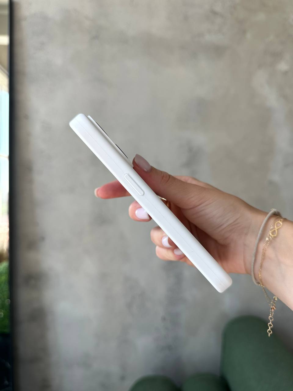 Чохол Silicone case із закритою камерою на iPhone 12 Pro Max White #08