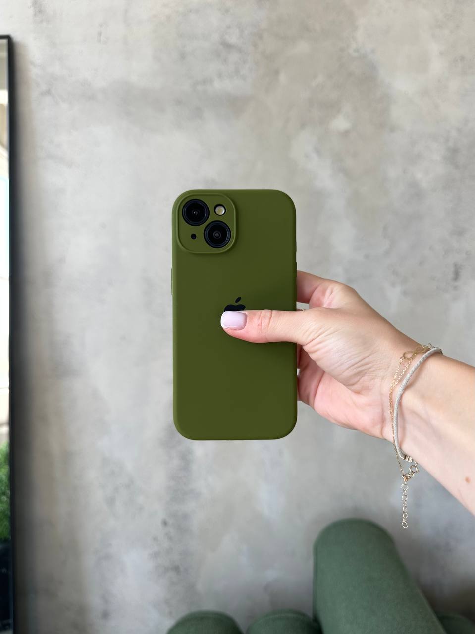 Чохол Silicone case із закритою камерою на iPhone 13 Army Green #29