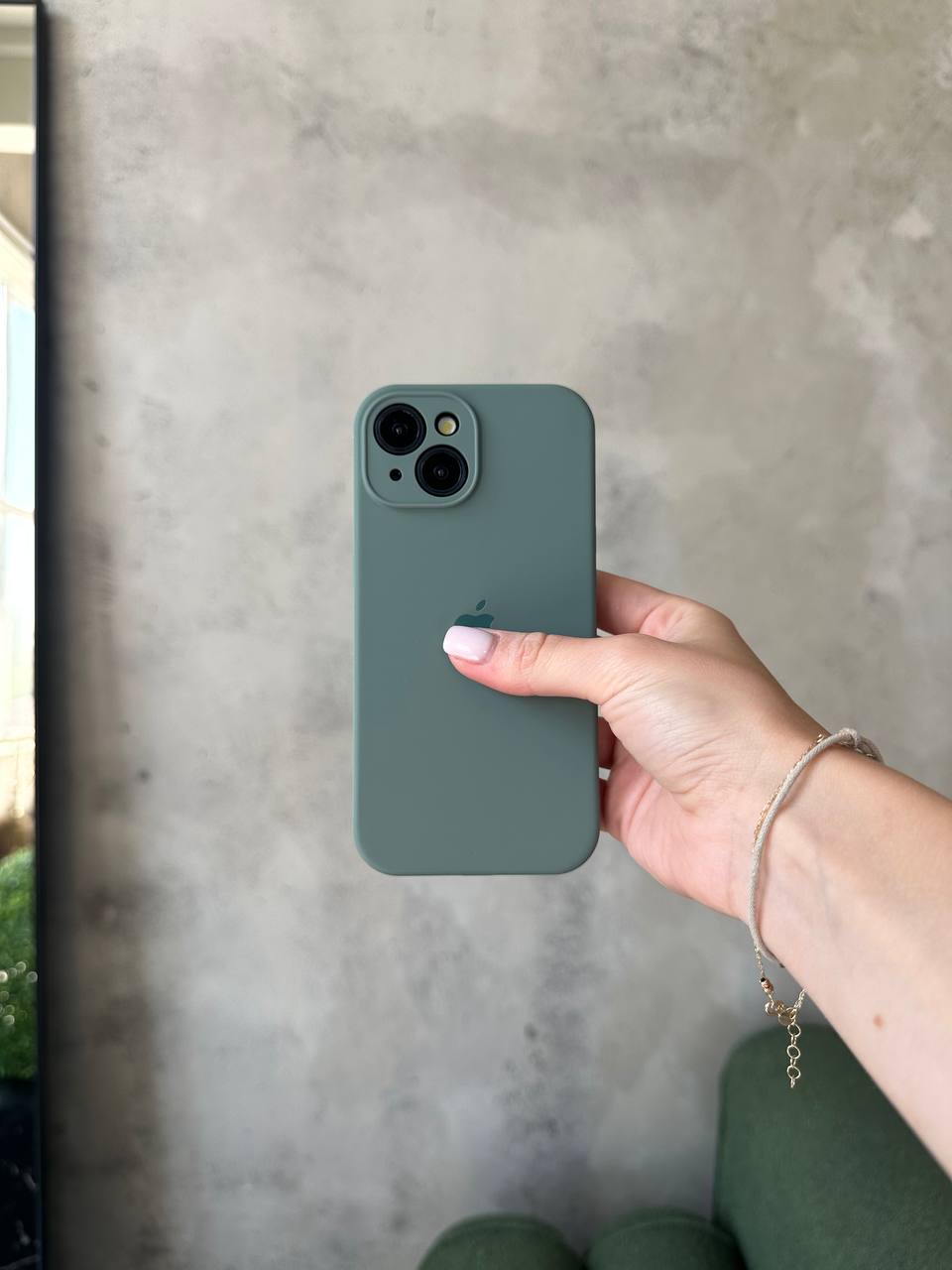 Чохол Silicone case із закритою камерою на iPhone 15+ Electric Blue #45