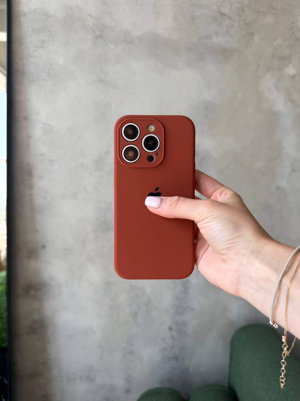 Чохол Silicone case із закритою камерою на iPhone 14 Pro Brown #42