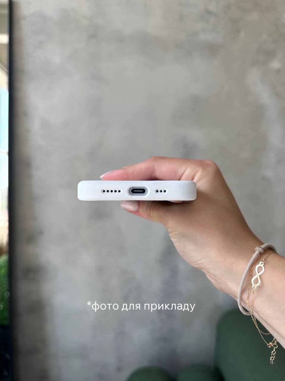 Чохол Silicone case із закритою камерою на iPhone 16 Pro Grape #19