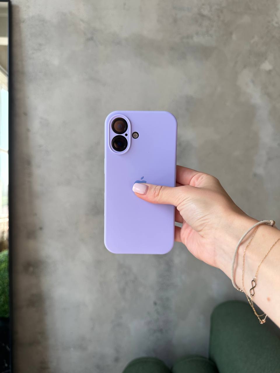 Чохол Silicone case із закритою камерою на iPhone 16 Elegant Purple #26