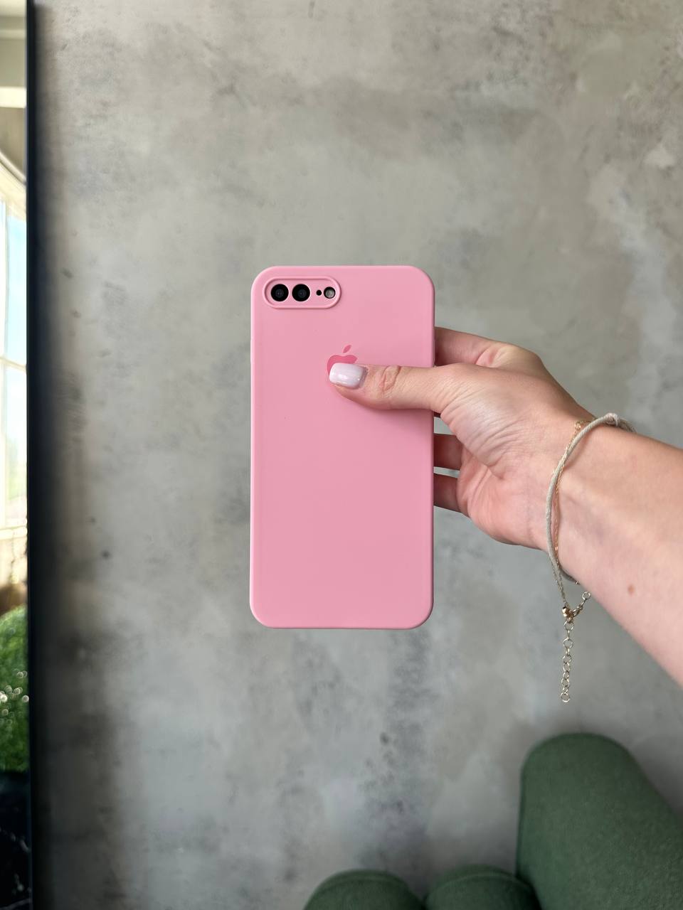 Чехол Silicone case с закрытой камерой на iPhone 7+ / 8+ Baby Pink #06