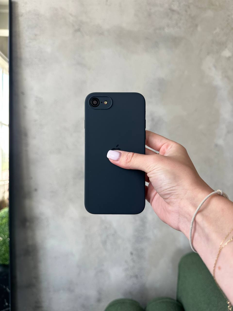 Чохол Silicone case із закритою камерою на iPhone SE 2020/2022 Midnight #55