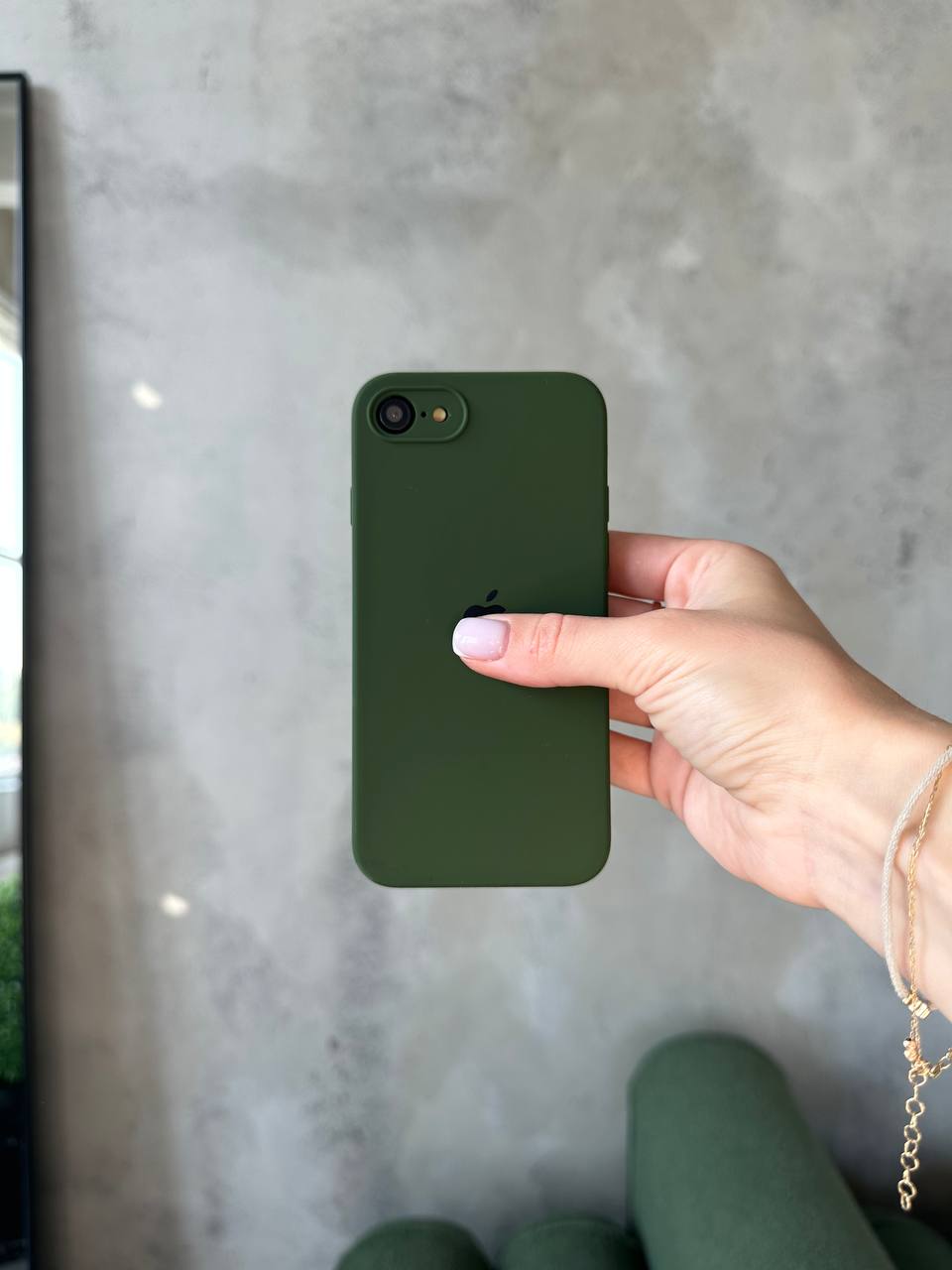 Чохол Silicone case із закритою камерою на iPhone SE 2020/2022 Pacific Green #31