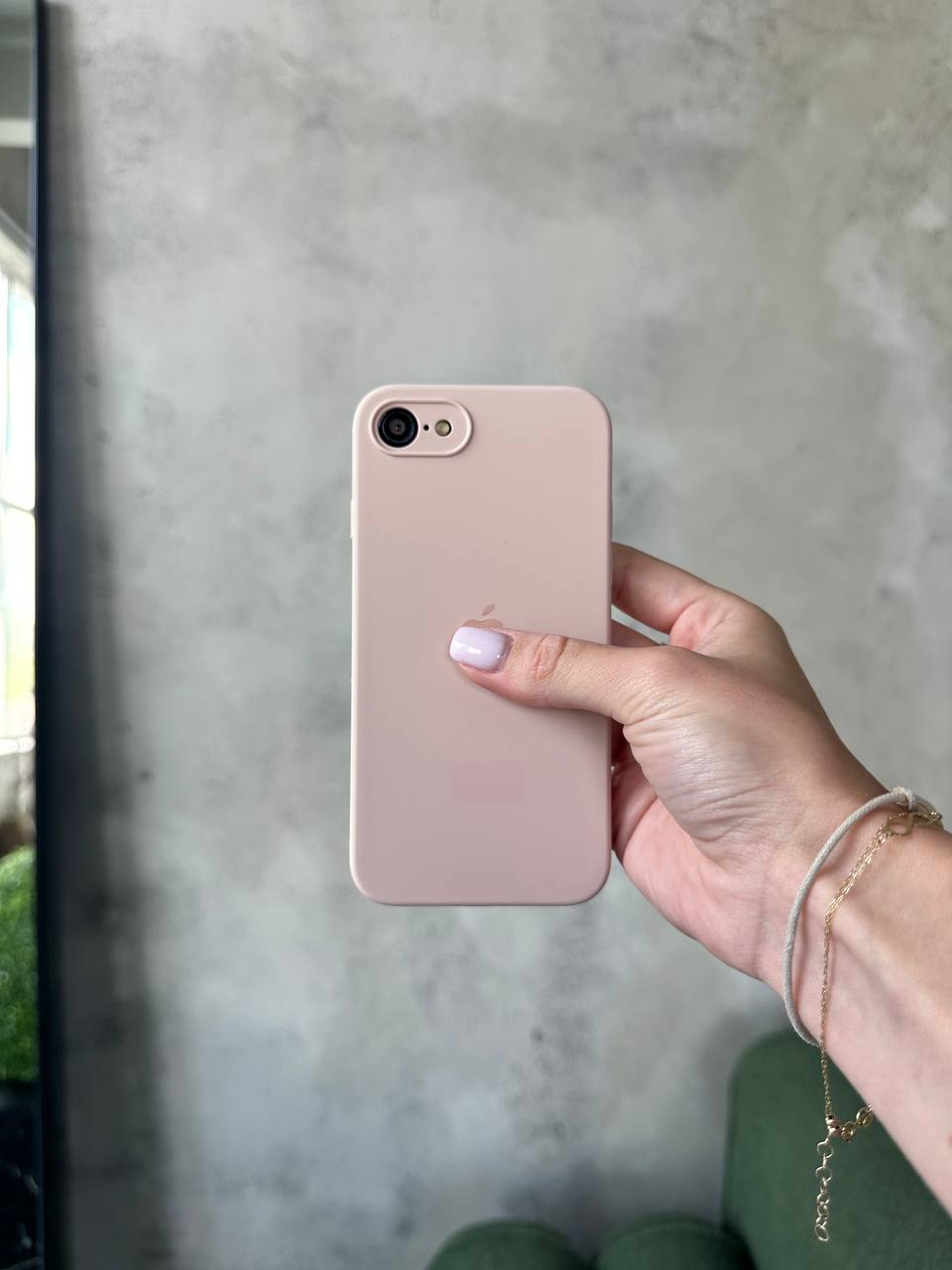 Чехол Silicone case с закрытой камерой для iPhone SE 2020 / 2022 Pink Sand #15