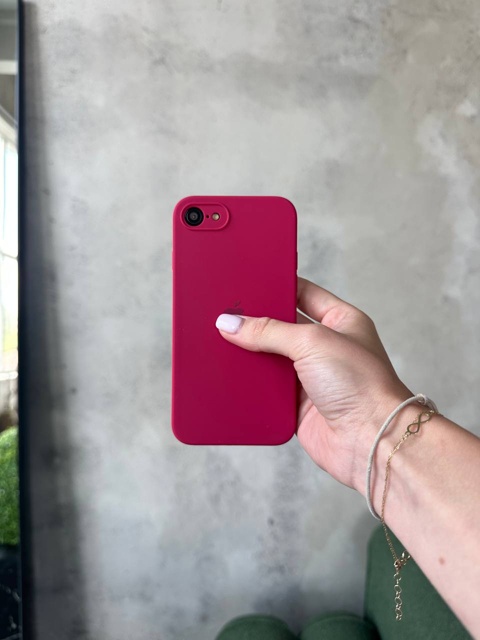 Чохол Silicone case із закритою камерою на iPhone SE 2020/2022 Wine Red #21
