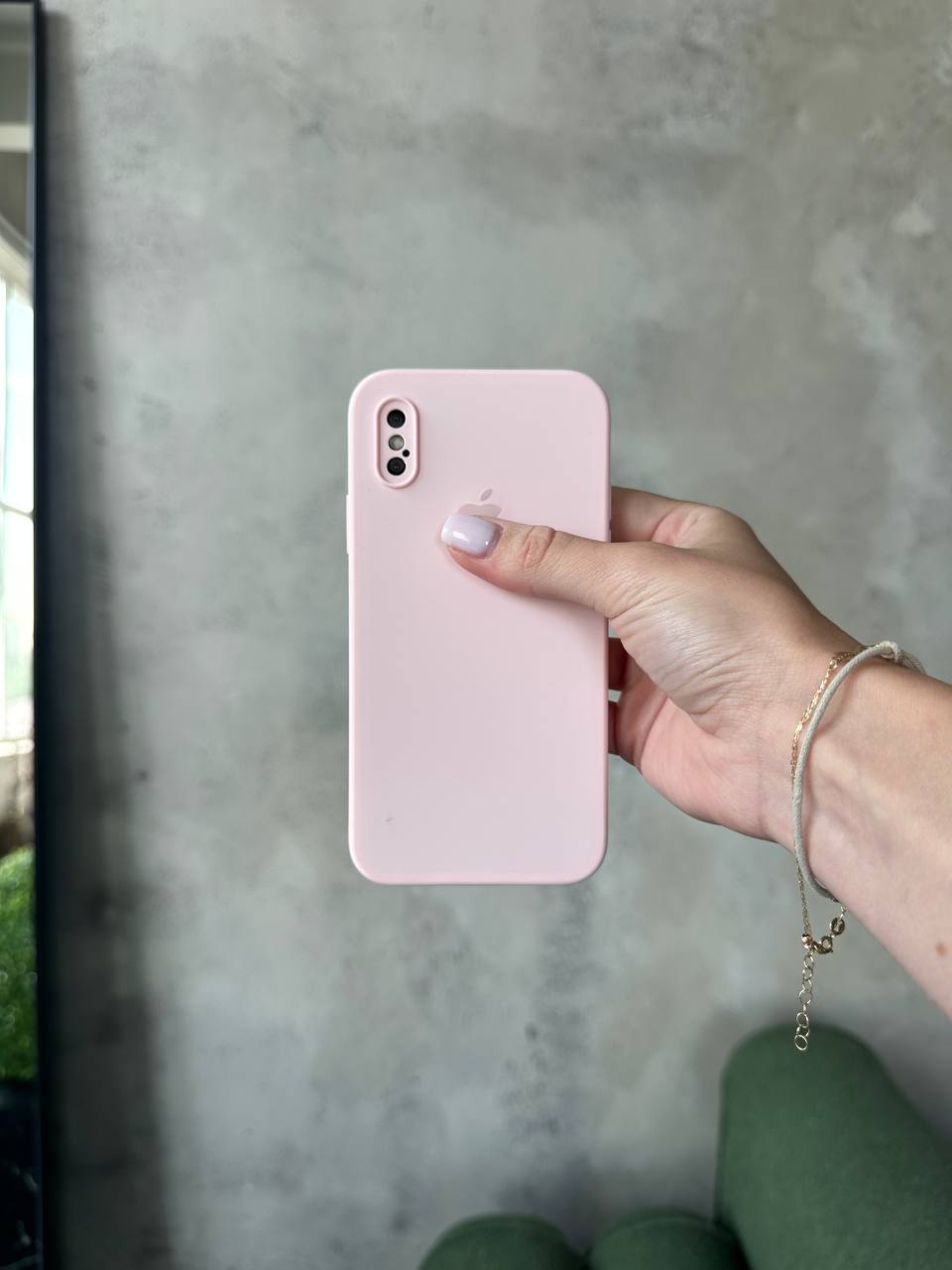 Чохол Silicone case із закритою камерою на iPhone X/XS Chalk Pink #57