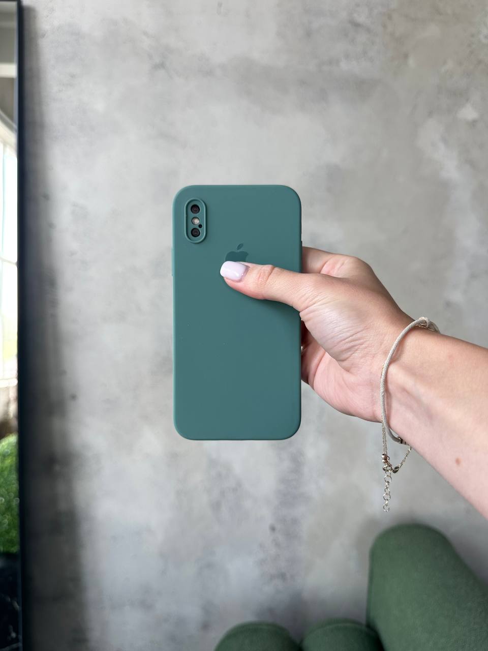 Чехол Silicone case с закрытой камерой для iPhone X/XS Pine Green #46