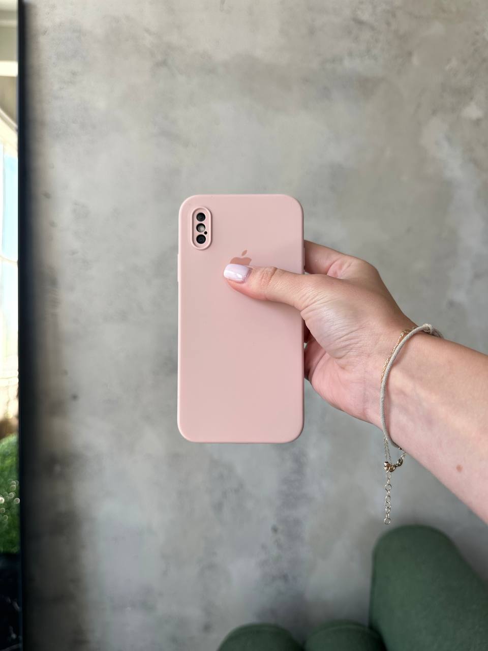 Чехол Silicone case с закрытой камерой для iPhone X/XS Pink Sand #15
