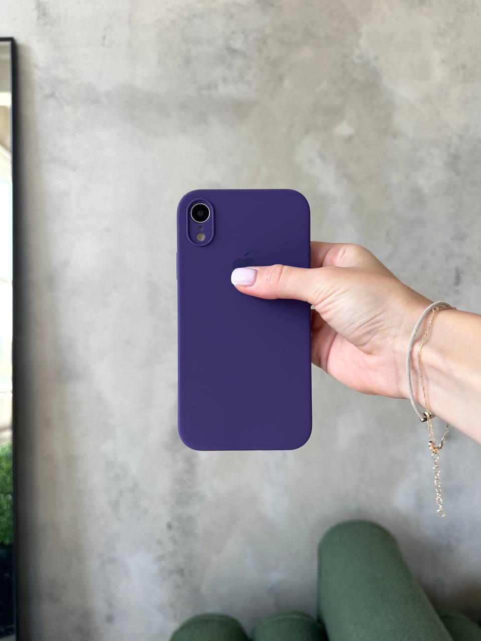 Чехол Silicone case с закрытой камерой на iPhone XR Amethyst #54