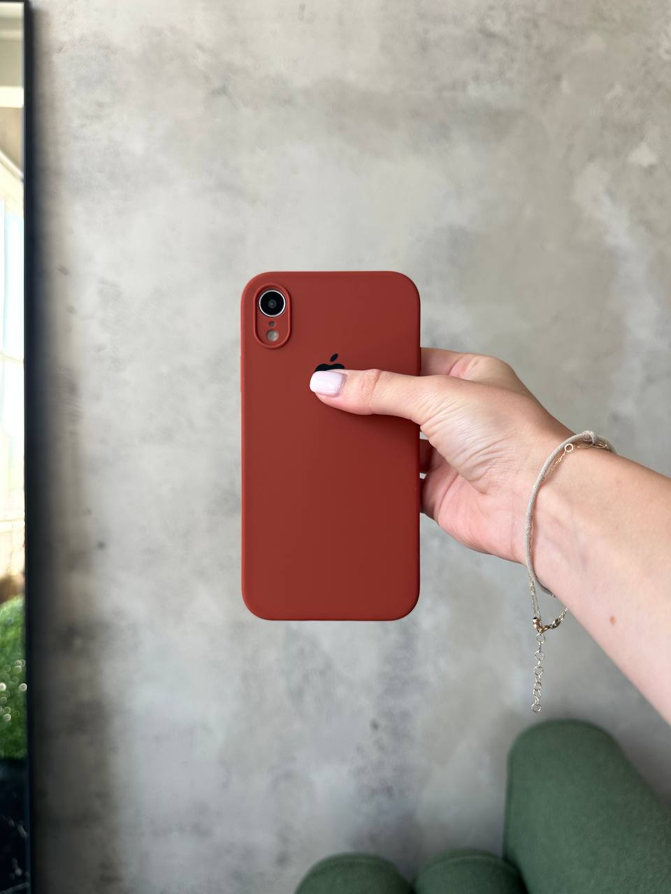 Чехол Silicone case с закрытой камерой на iPhone XR Brown #42