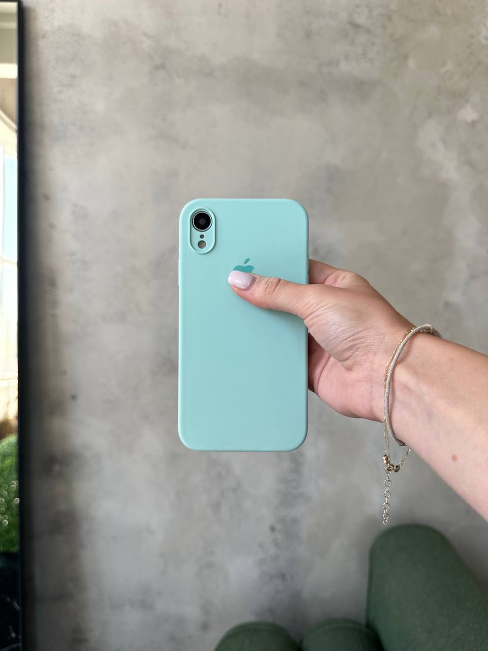 Чехол Silicone case с закрытой камерой на iPhone XR Light Cyan #48